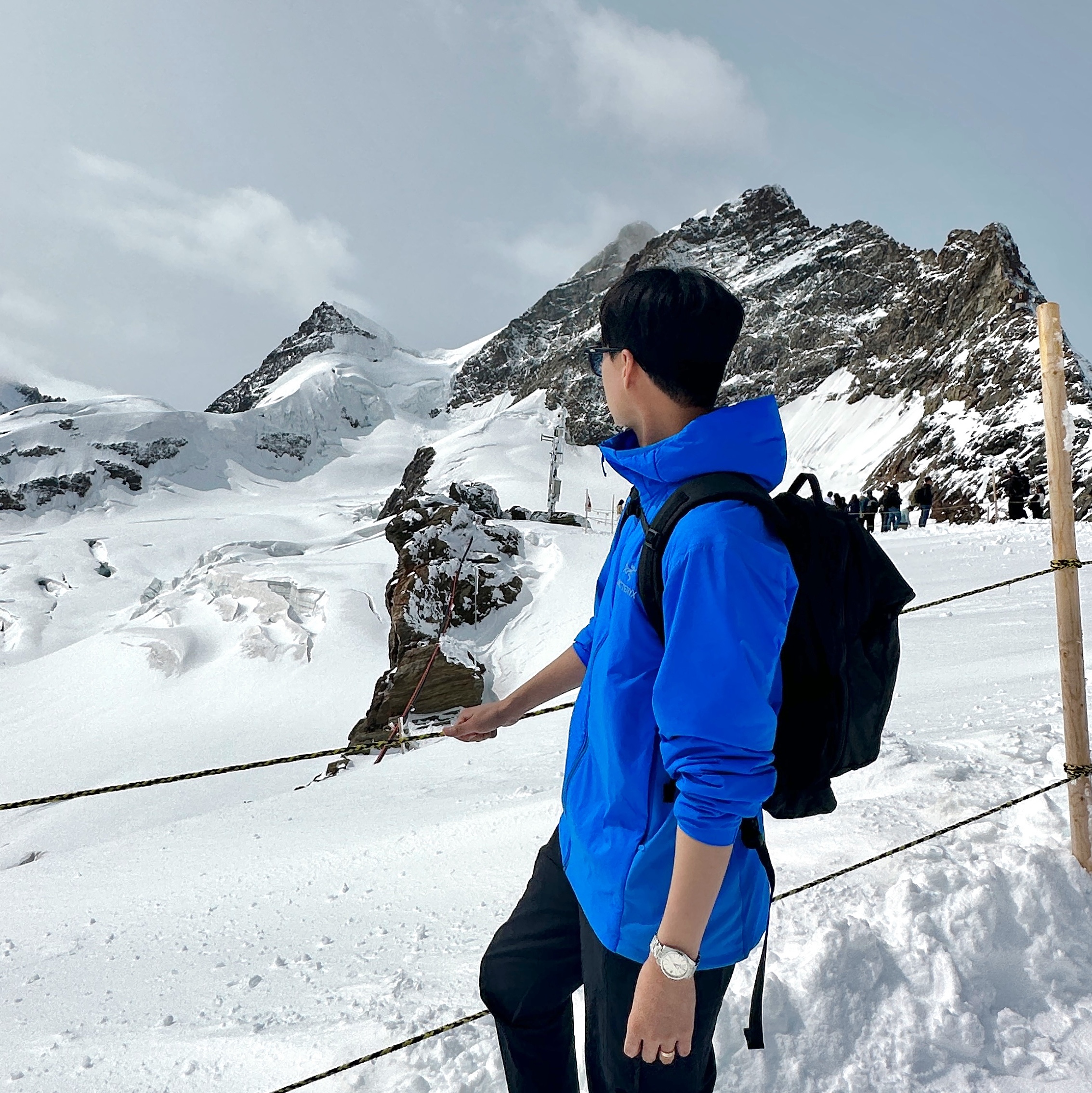Arc'teryx Mantis 26 Backpack Black 착용 스타일 - 3