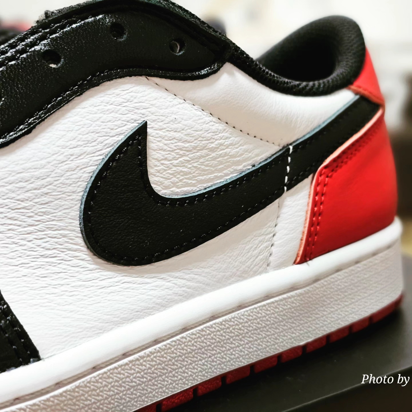 Jordan 1 Retro Low OG Black Toe 착용 스타일 - 3