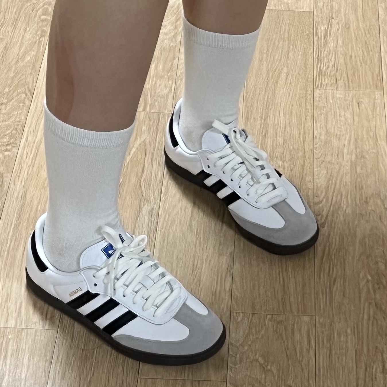 Adidas Samba OG Cloud White 착용 스타일 - 2