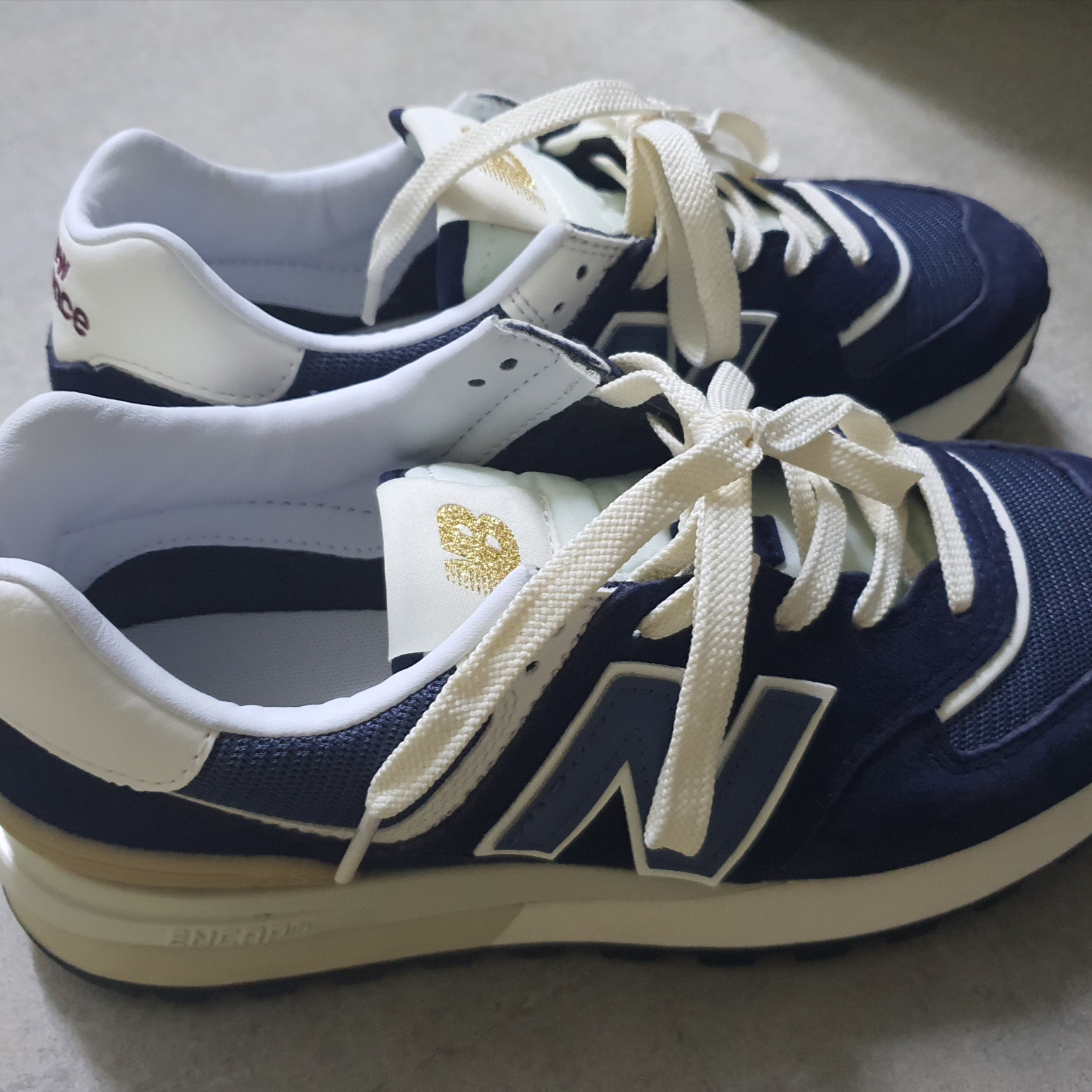 New Balance 574 Legacy Navy 착용 스타일 - 1