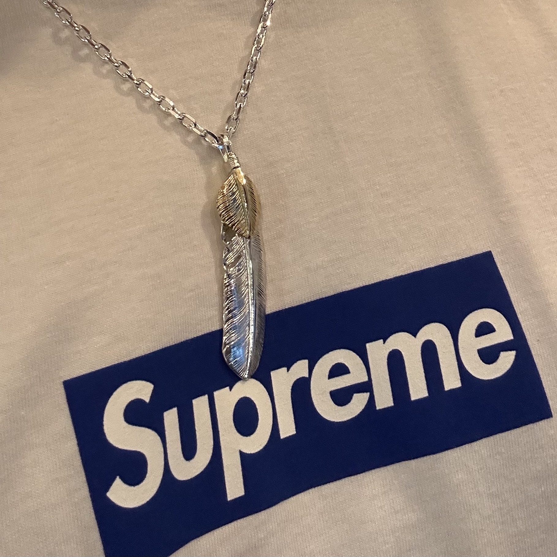 Supreme Seoul Box Logo T-Shirt White - 23FW 착용 스타일