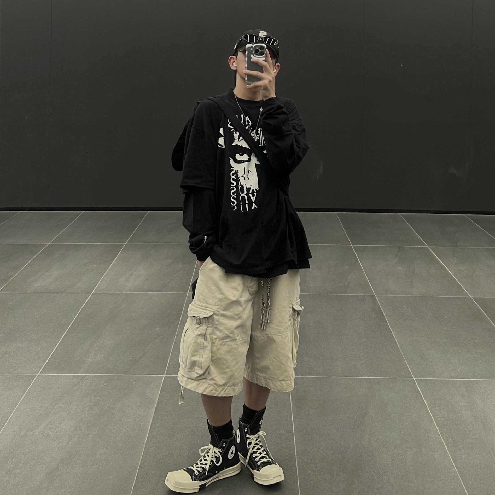 Converse x Drkshdw Drkstr Chuck 70 High Black 착용 스타일 - 2
