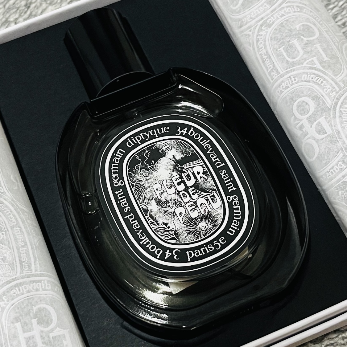 Diptyque Fleur De Peau Eau De Parfum 75ml 착용 스타일