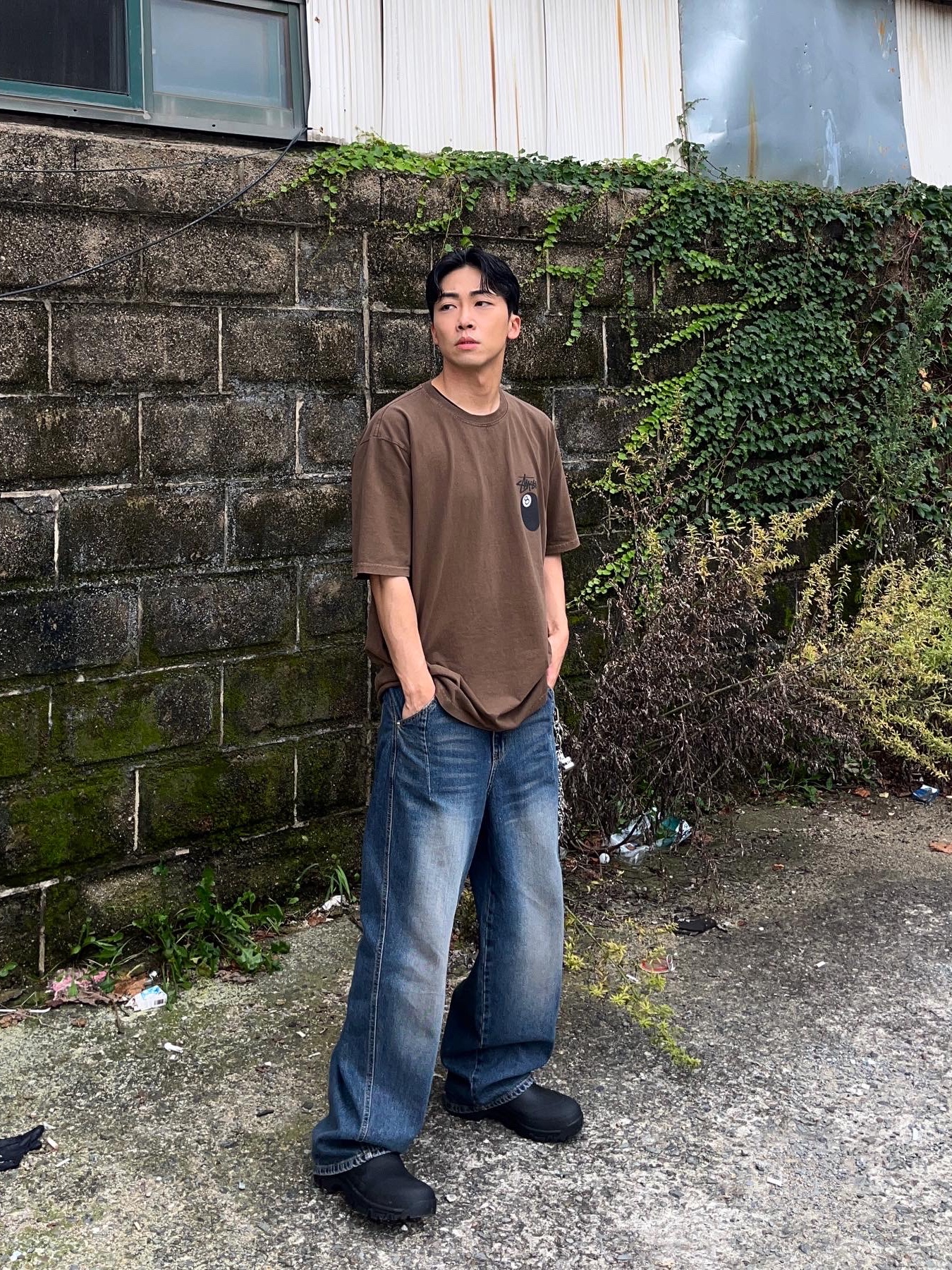 Stussy 8 Ball Pigment Dyed T-Shirt Coffee - 22SS 착용 스타일