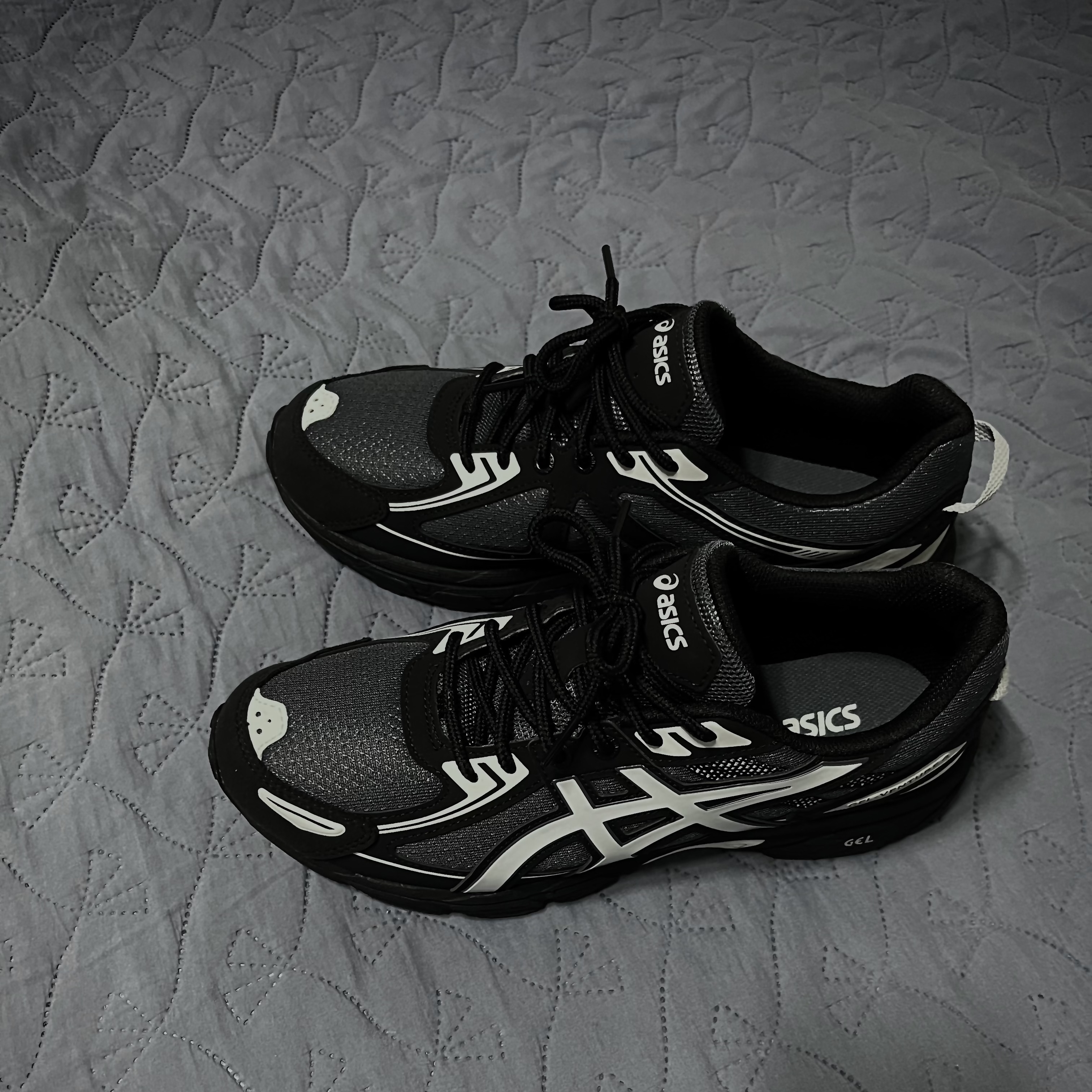 Asics Gel-Venture 6 Carrier Grey 착용 스타일 - 4