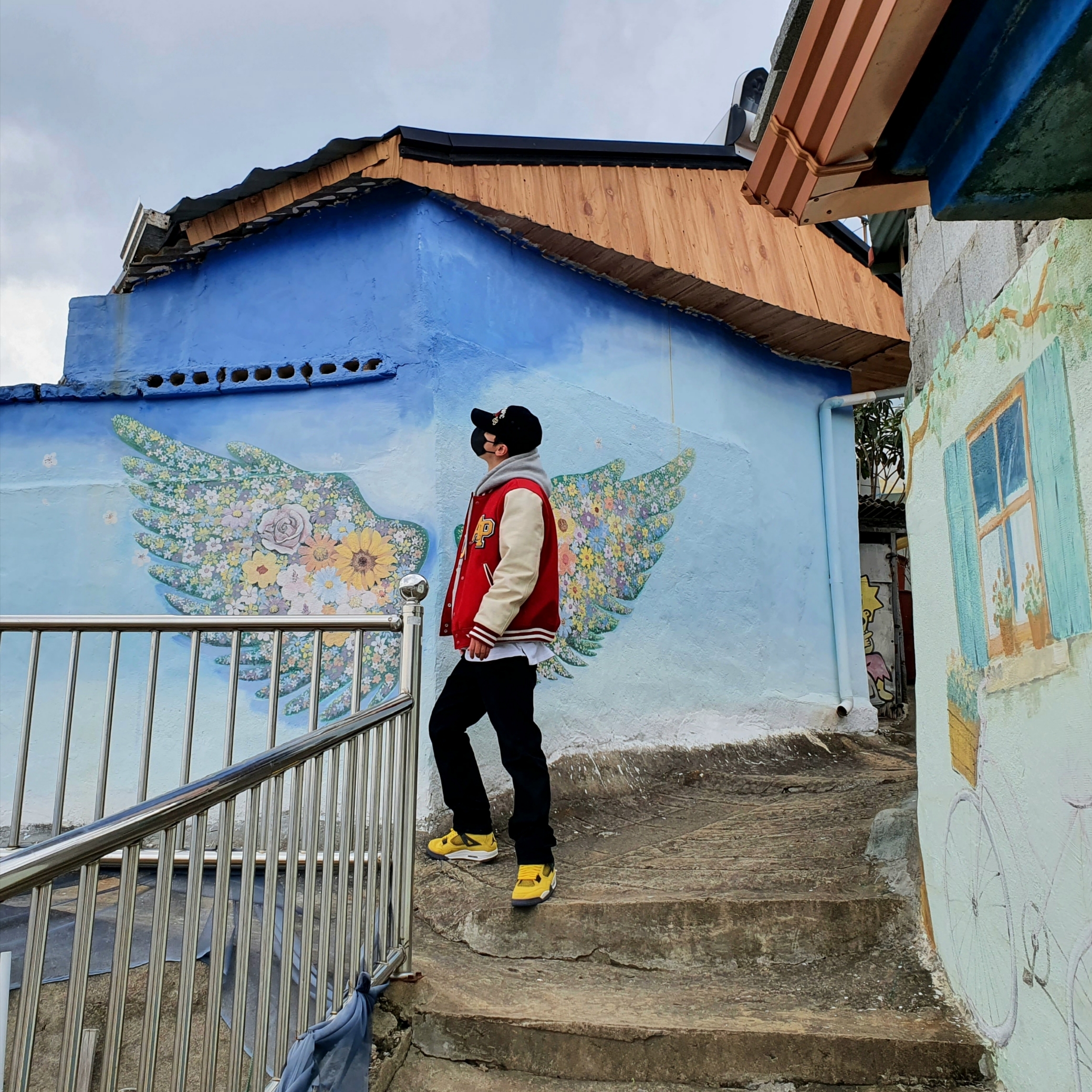 Jordan 4 Retro Tour Yellow, Peaceminusone Mesh Cap #1 Black 착용 스타일