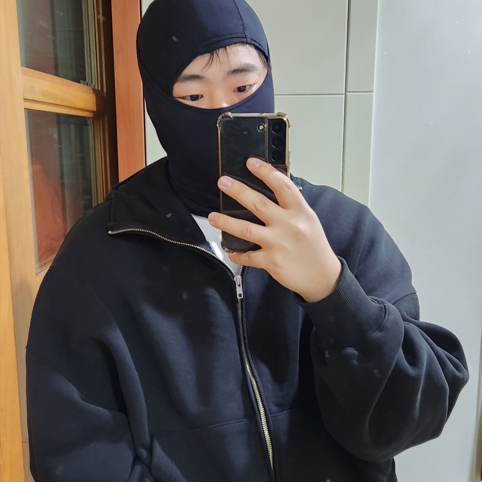 Farfromwhat Far Balaclava Hoodie Zip-Up Black, Salomon XT-6 Turtledove 착용 스타일 - 1