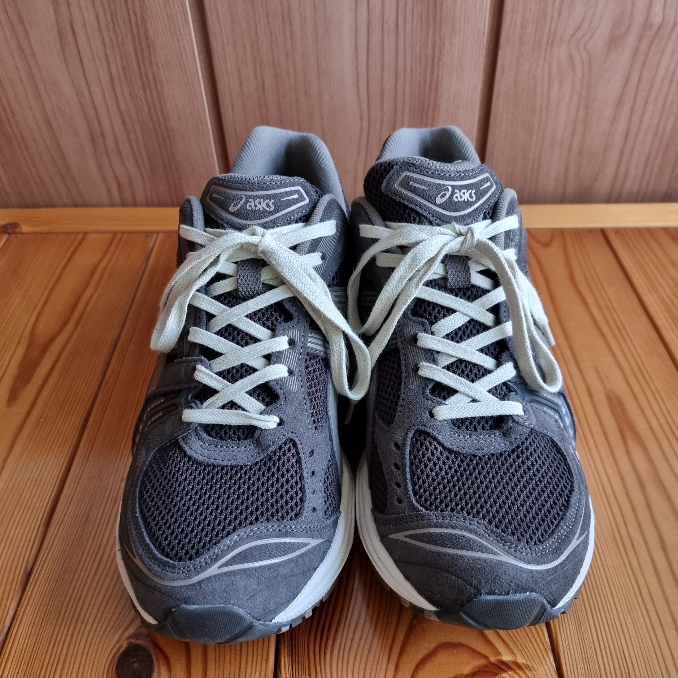 Asics Gel-Kayano 14 Dark Sepia Dark Taupe 착용 스타일 - 3
