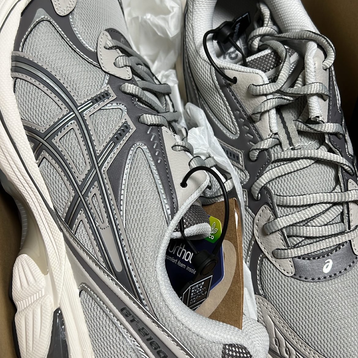 Asics GT-2160 Oyster Grey Carbon 착용 스타일