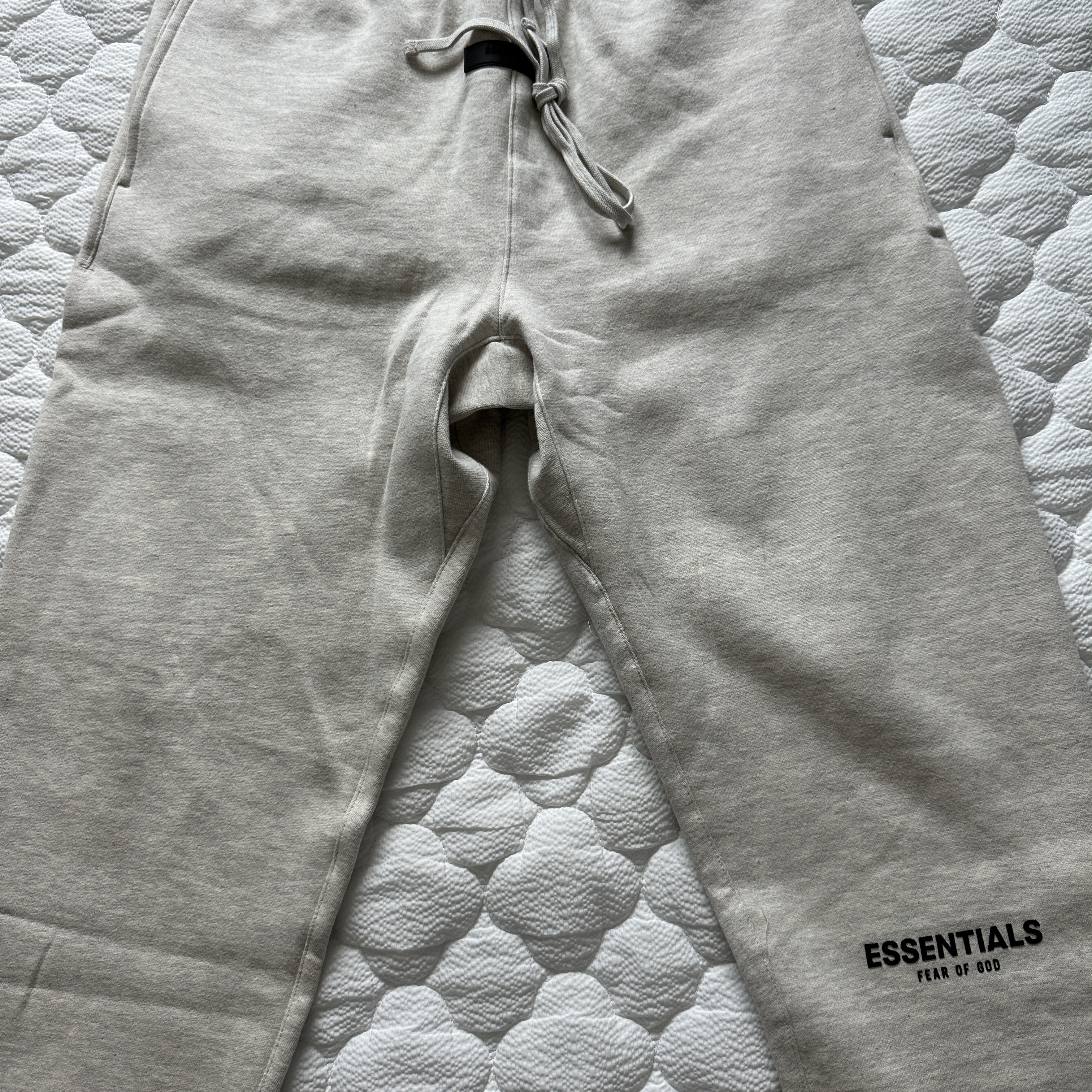 Essentials The Core Collection Sweatpants Light Oatmeal 착용 스타일