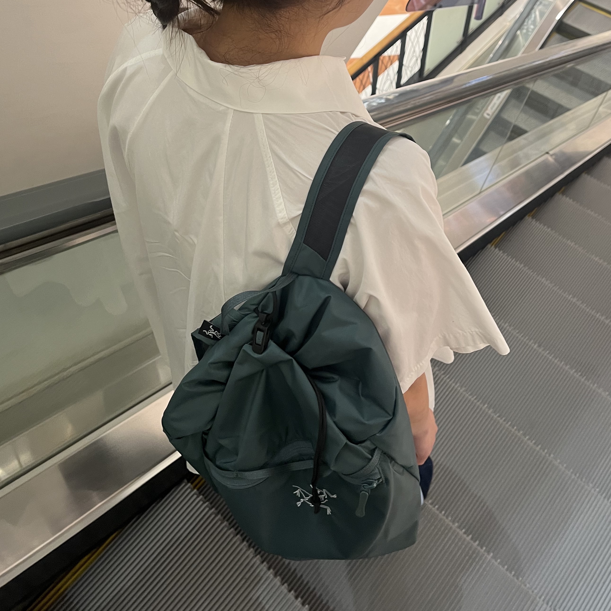Arc'teryx Heliad 10 Backpack Boxcar 착용 스타일