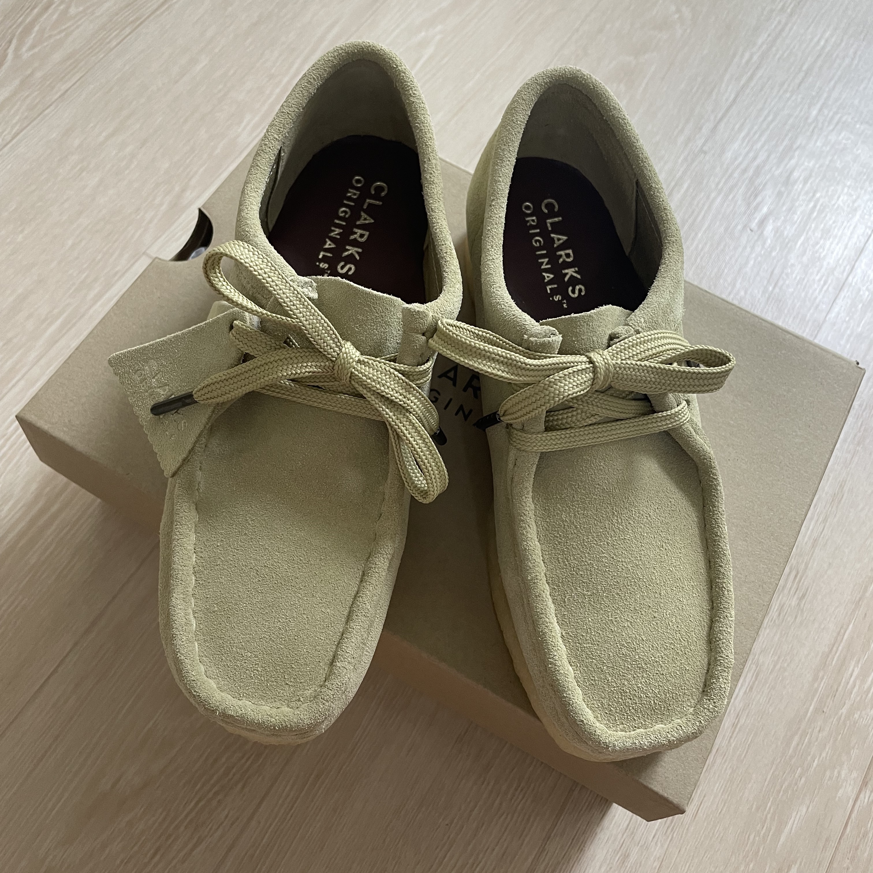 (W) Clarks Wallabee Maple Suede 착용 스타일 - 2
