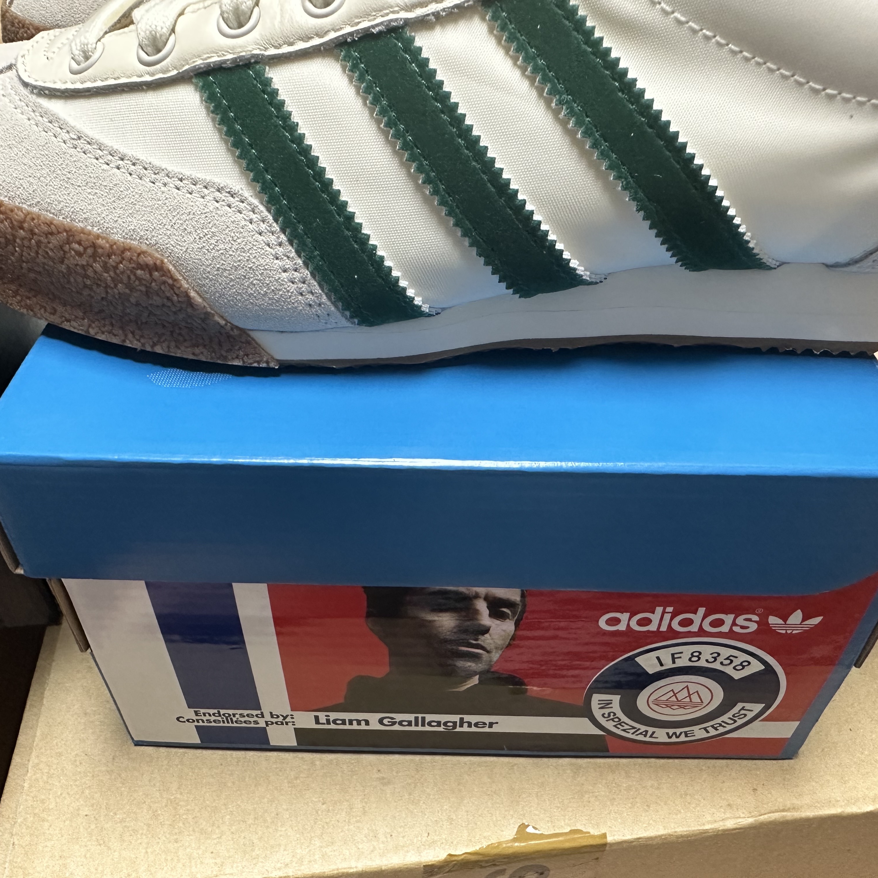 Adidas x Liam Gallagher Spezial LG II Cream White Collegiate Green 착용 스타일 - 1