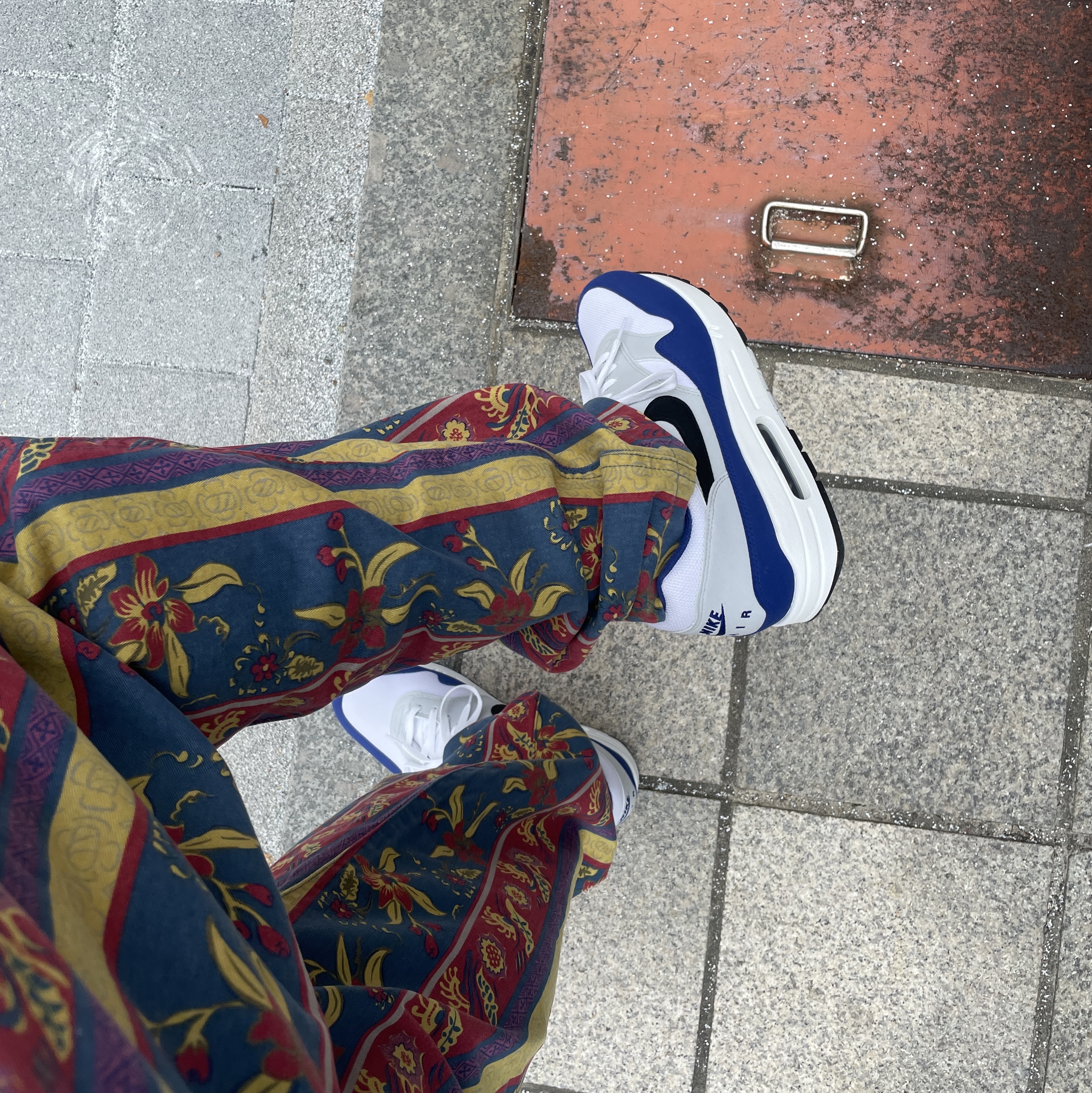 Nike Air Max 1 Deep Royal Blue 착용 스타일 - 1