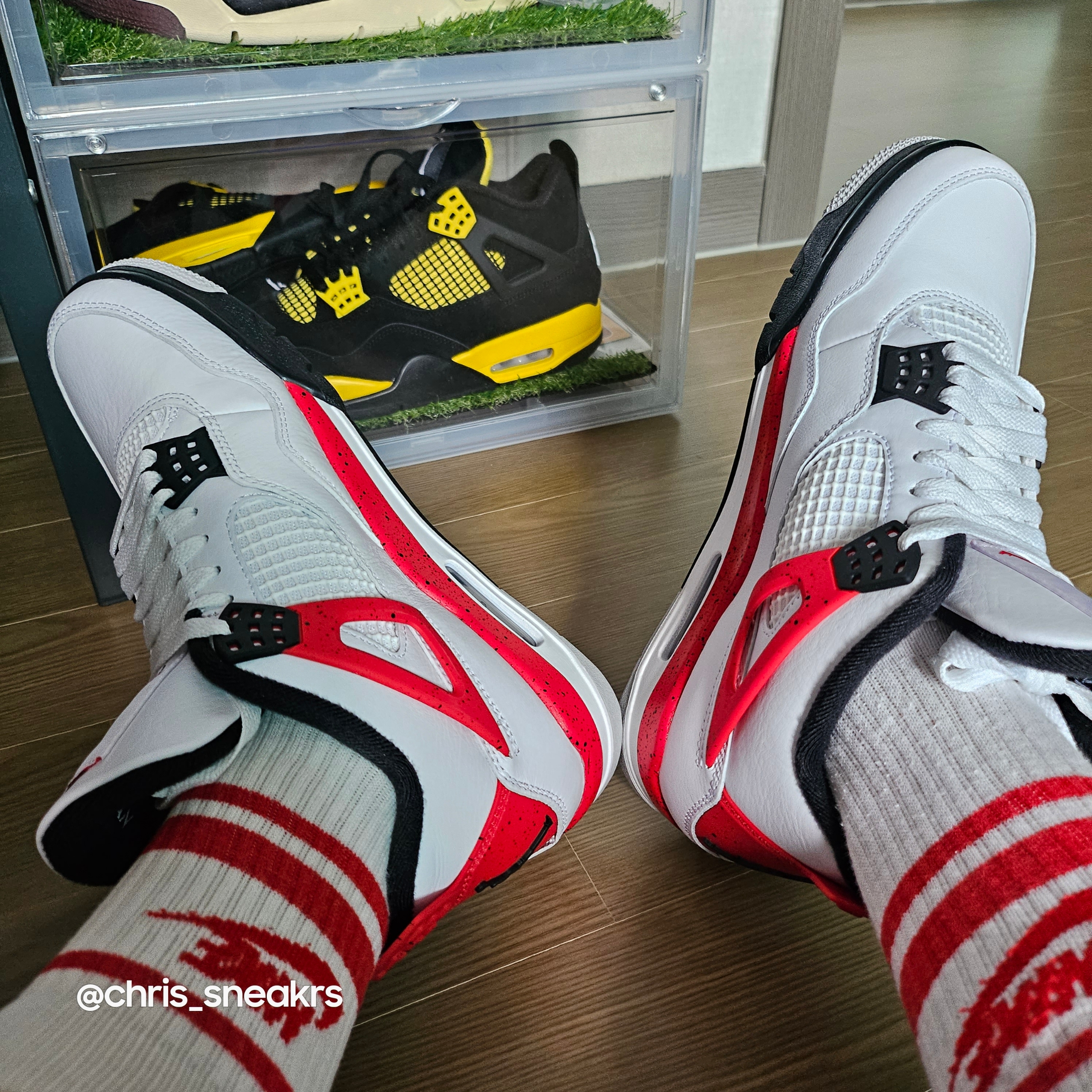 Jordan 4 Retro Red Cement 착용 스타일 - 3