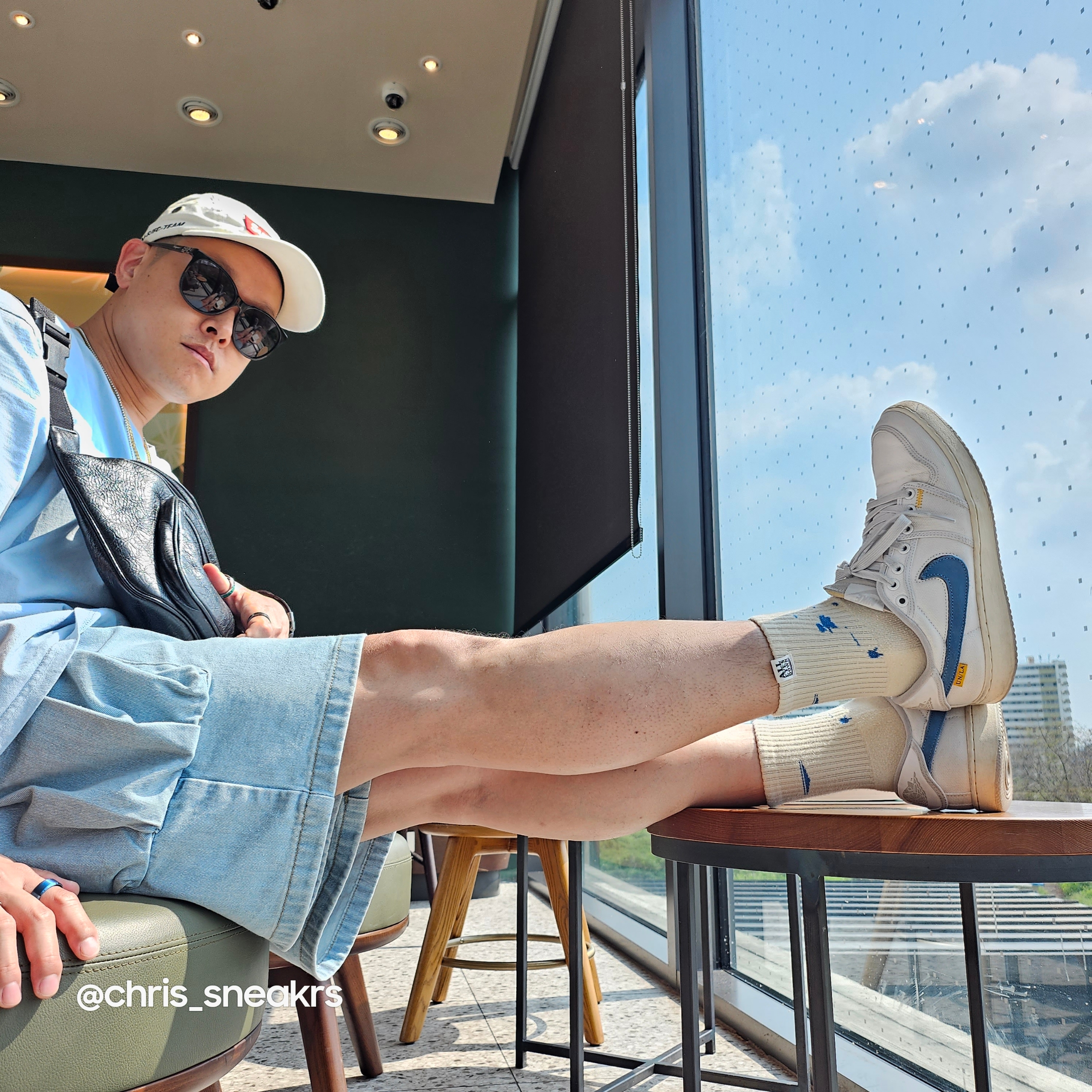 Supreme Webbing Keychain Red - 23SS, Supreme Military Camp Cap Stone - 22SS 착용 스타일 - 1