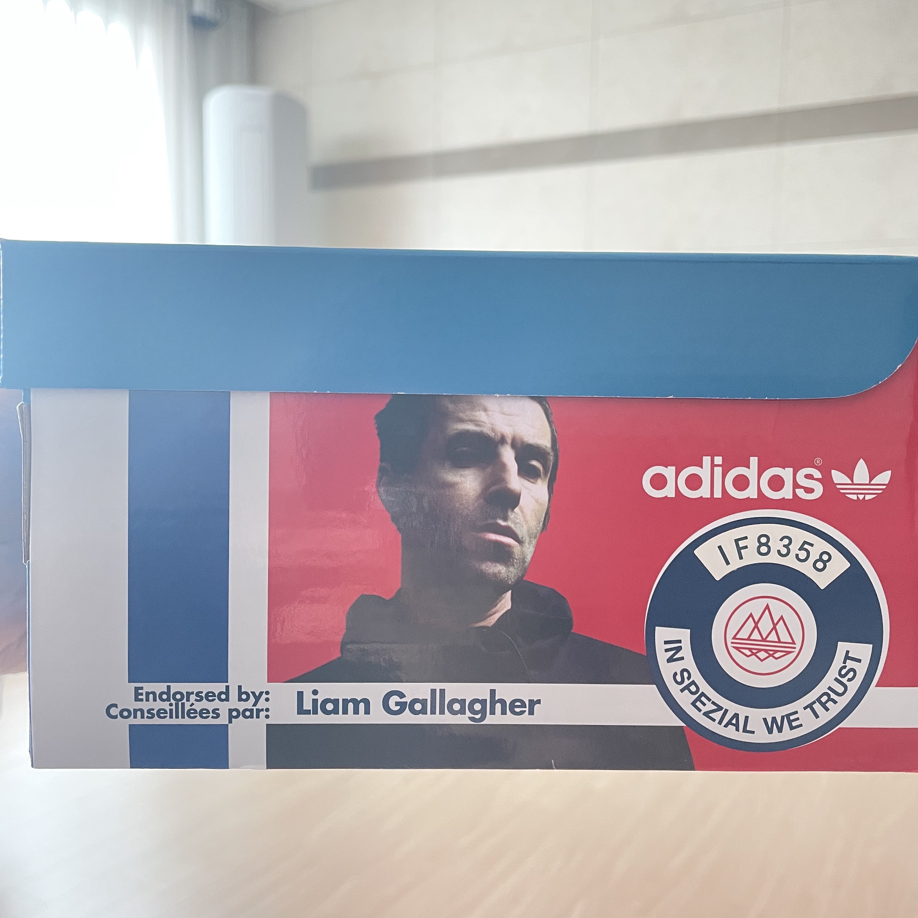 Adidas x Liam Gallagher Spezial LG II Cream White Collegiate Green 착용 스타일 - 3