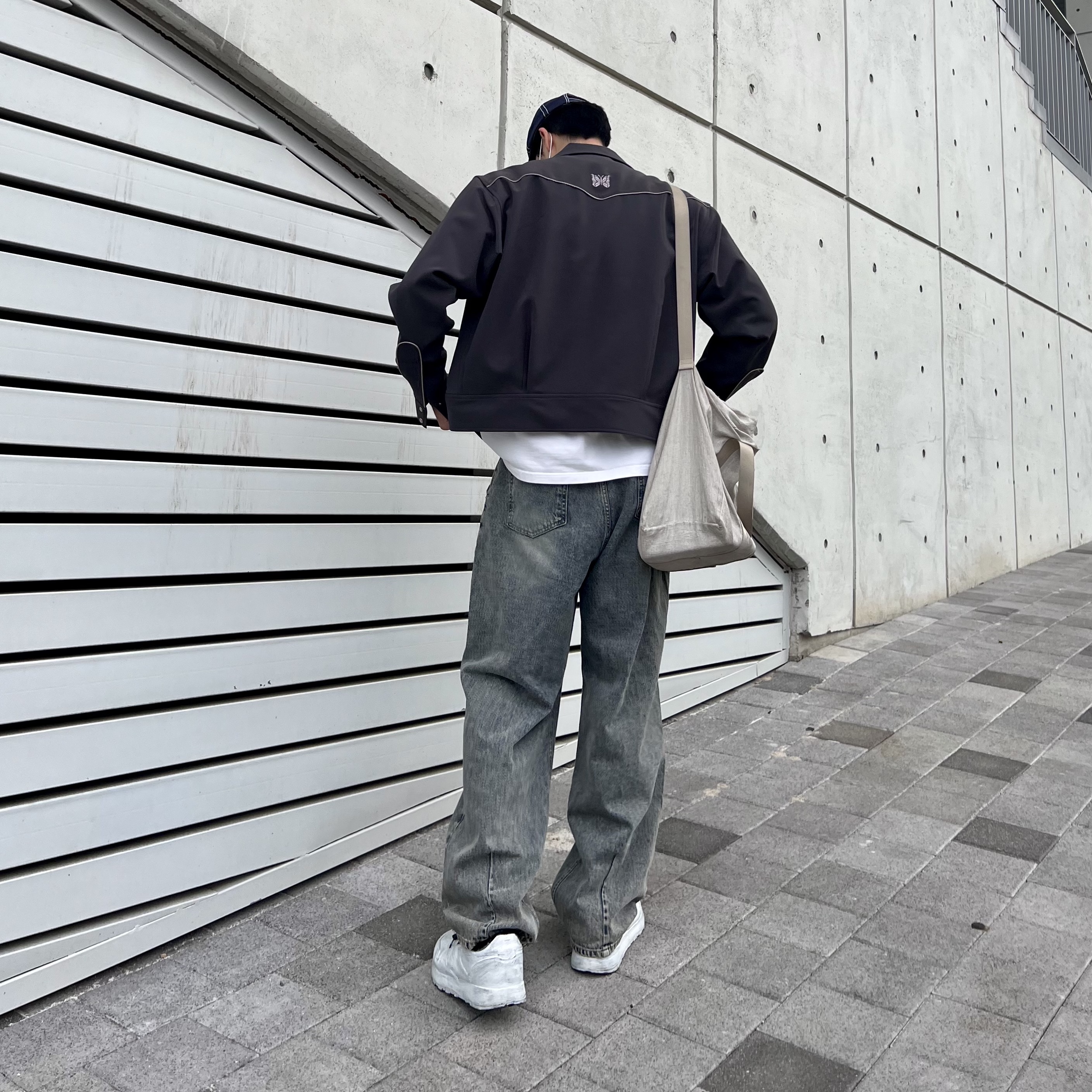 Reebok x Maison Margiela Classic Leather Tabi Shoes Bianchetto 착용 스타일 - 2