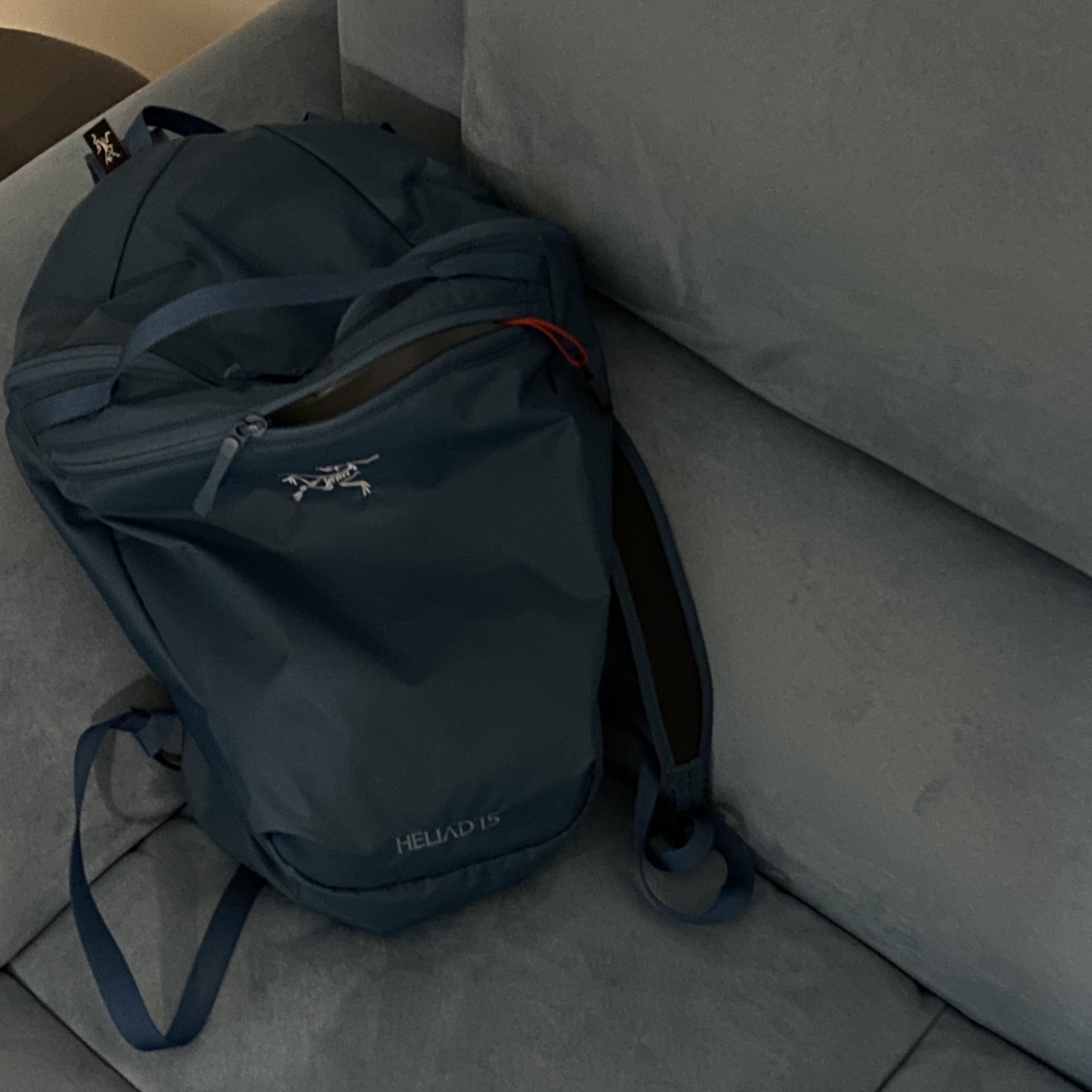 Arc'teryx Heliad 15 Backpack Serene 착용 스타일