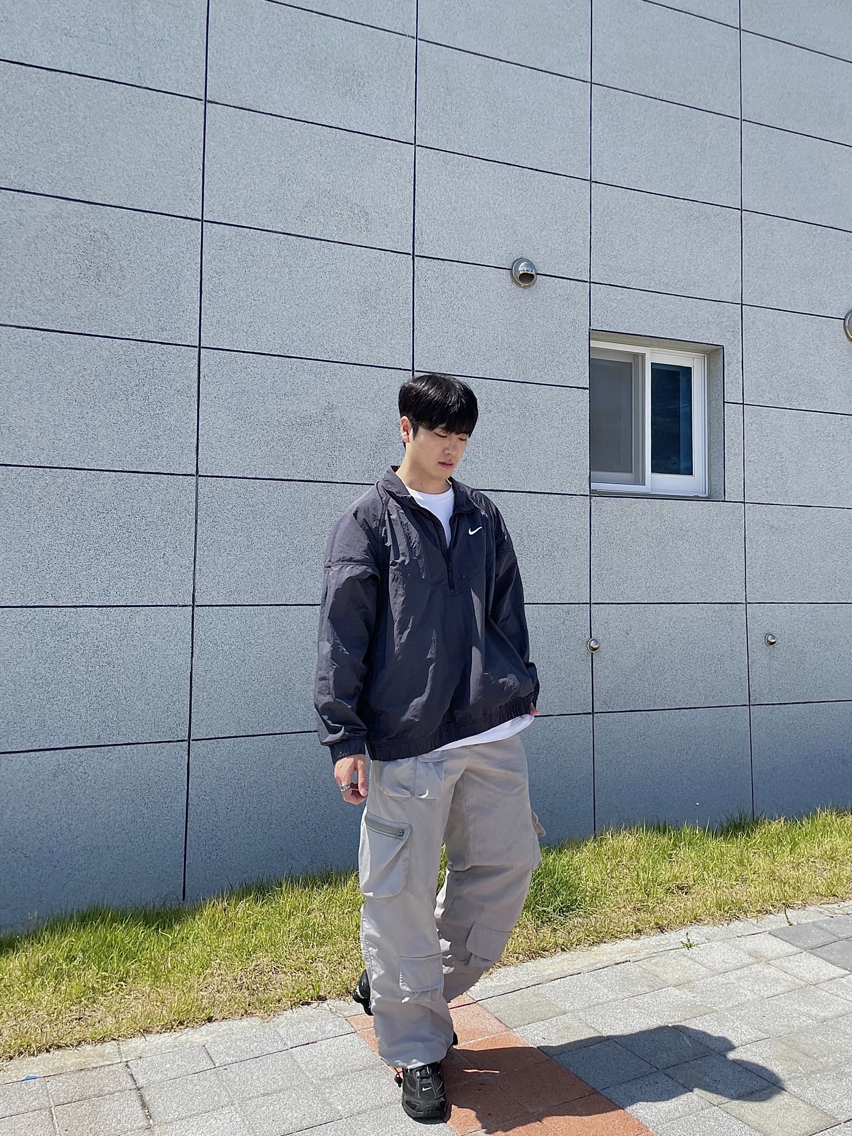 Nike x Stussy Windrunner Jacket Off Noir, Nike x Supreme Shox Ride 2 SP Black 착용 스타일 - 2