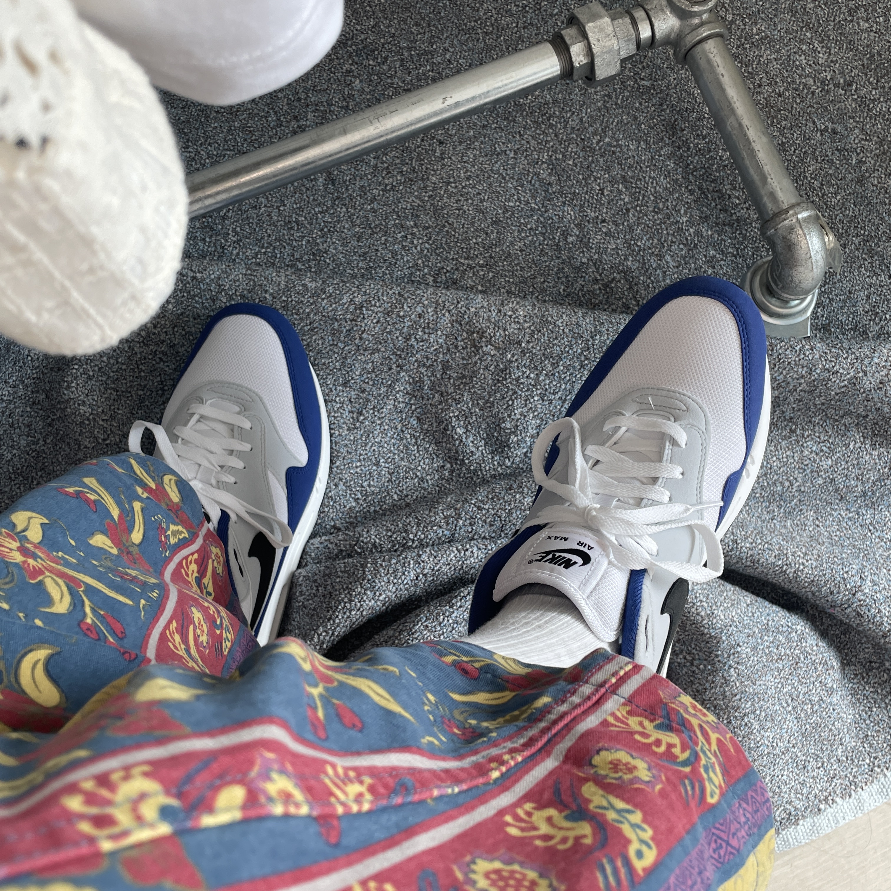 Nike Air Max 1 Deep Royal Blue 착용 스타일 - 3