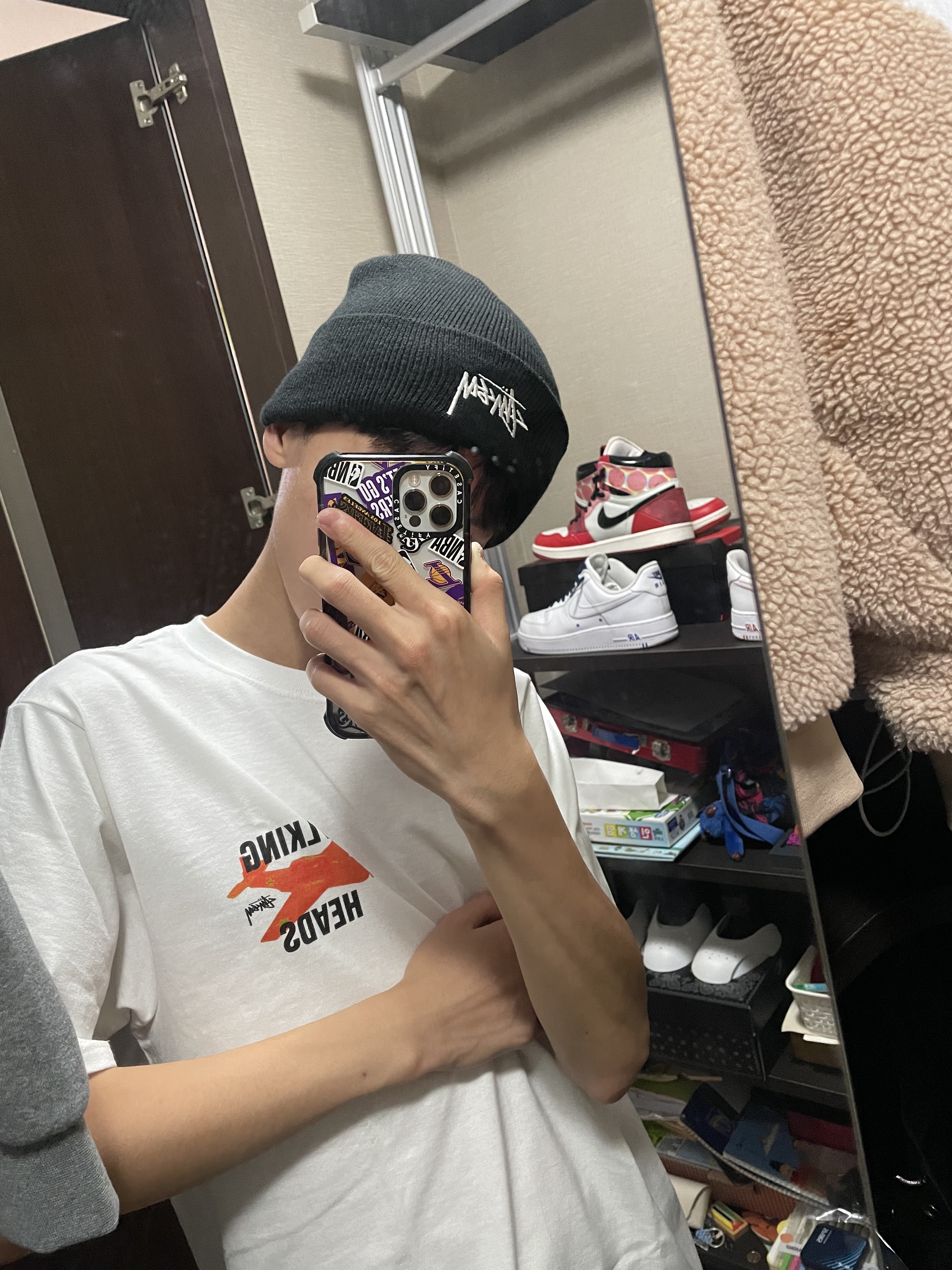 Stussy x Talking Heads Stop Remain in Light T-Shirt White, Stussy Stock Cuff Beanie Black 착용 스타일