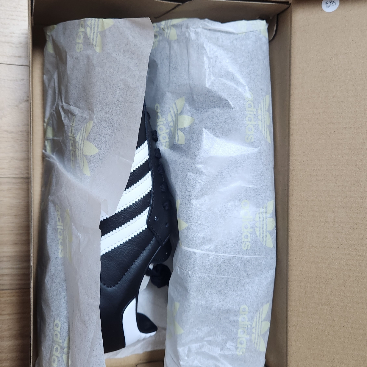 Adidas x Fucking Awesome Samba Core Black 착용 스타일 - 1