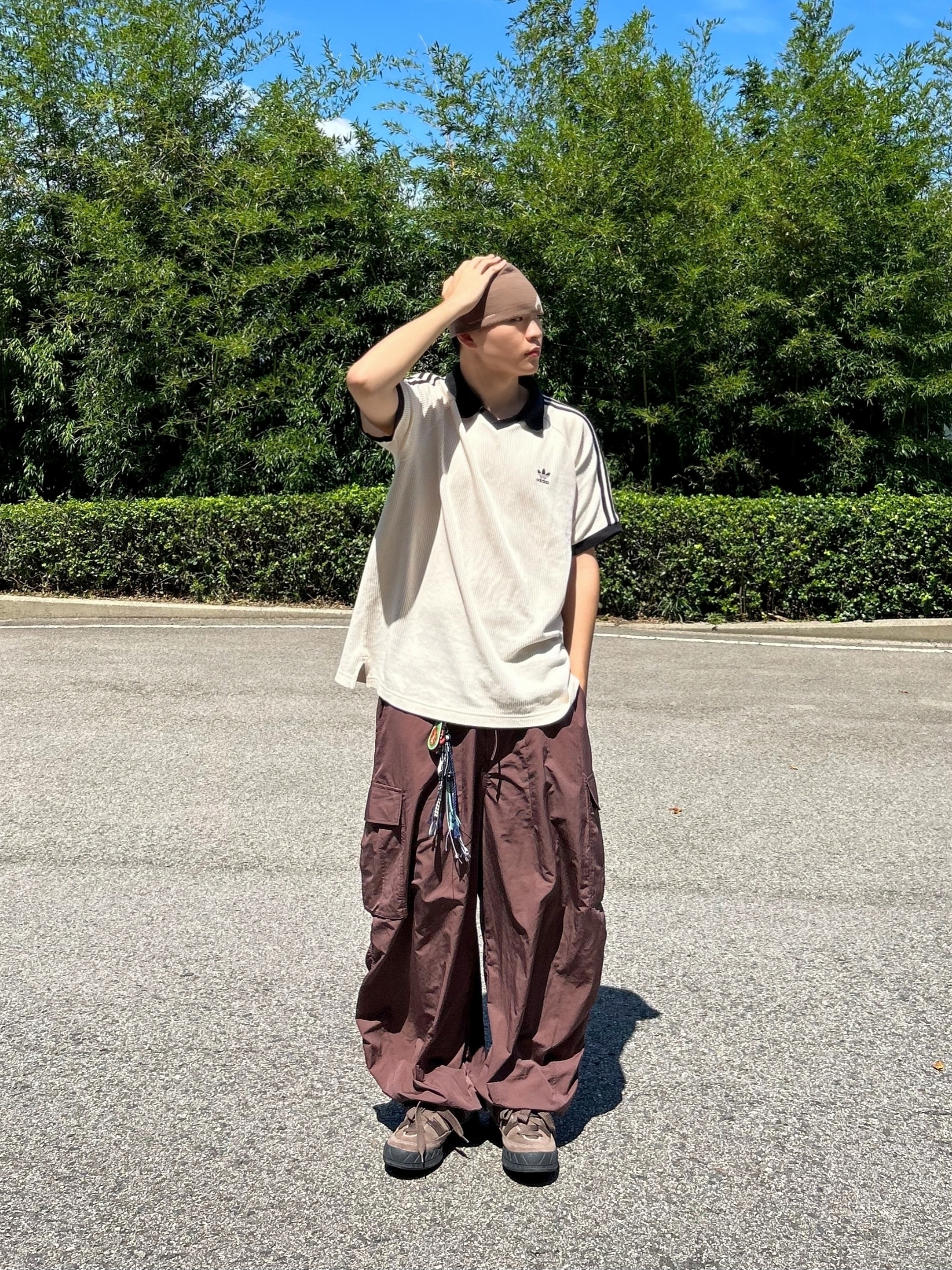 Sansan Gear Logo Beanie Brown - 22FW, Adidas Adicolor Classics Waffle Polo Shirt Wonder White - KR Sizing 착용 스타일 - 2