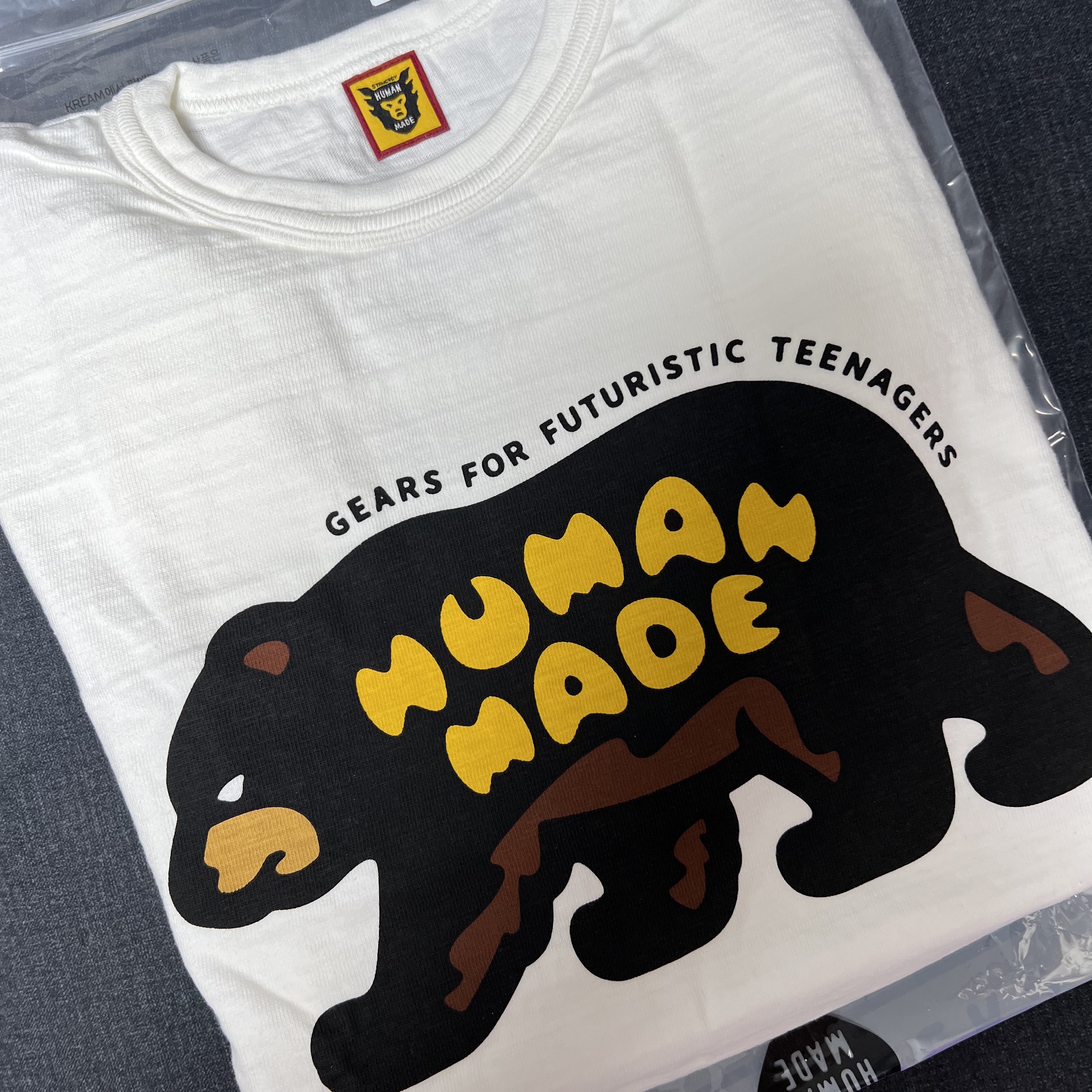 Human Made Graphic T-Shirt #10 White 착용 스타일 - 1