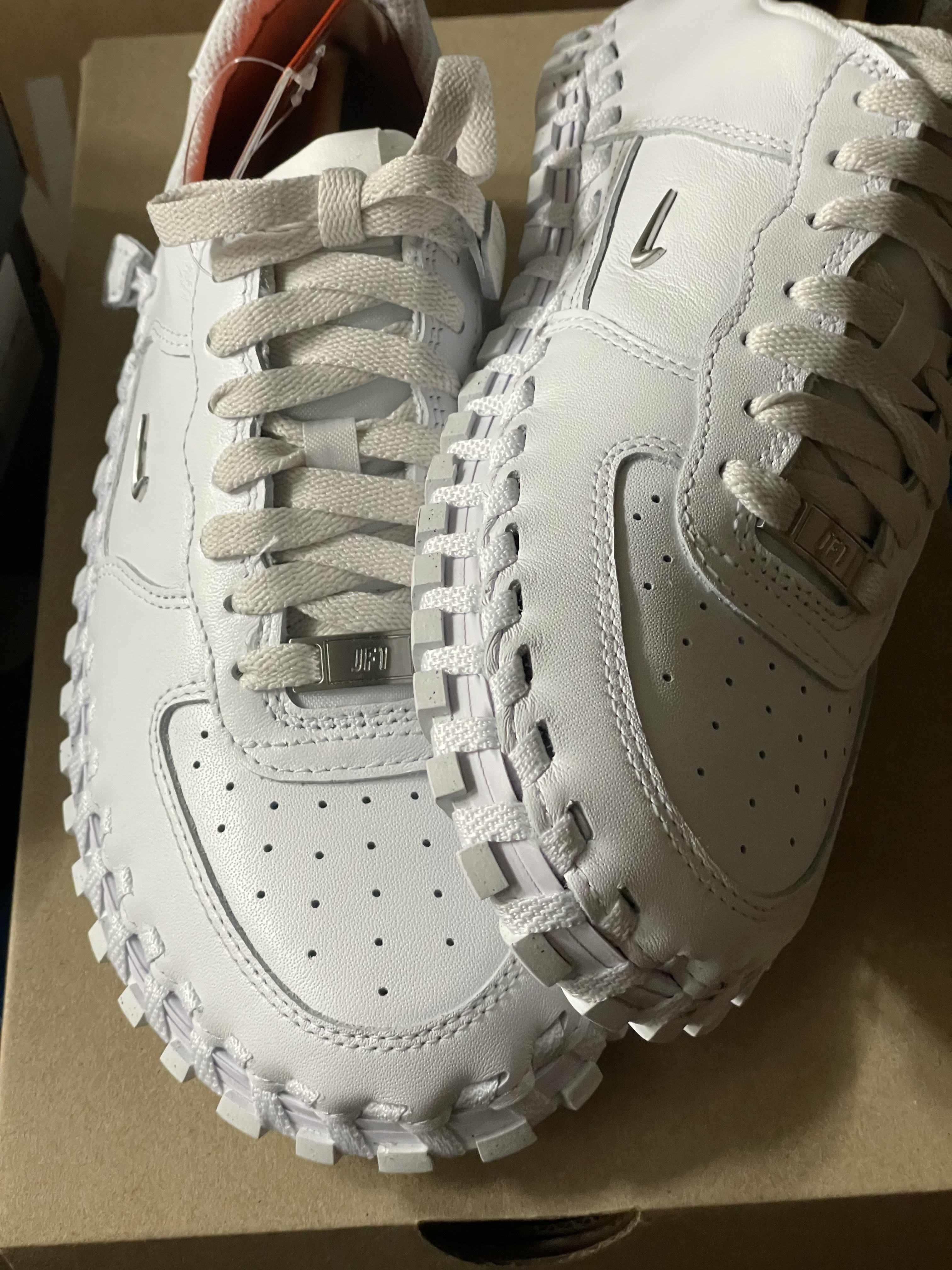 Nike x Jacquemus J Force 1 Low LX SP White 착용 스타일 - 4