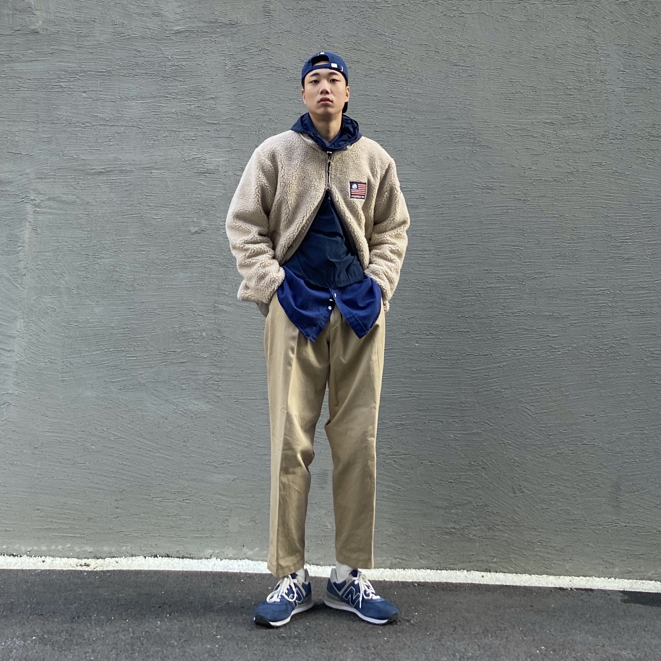 New Balance 574 Navy - D Standard 착용 스타일