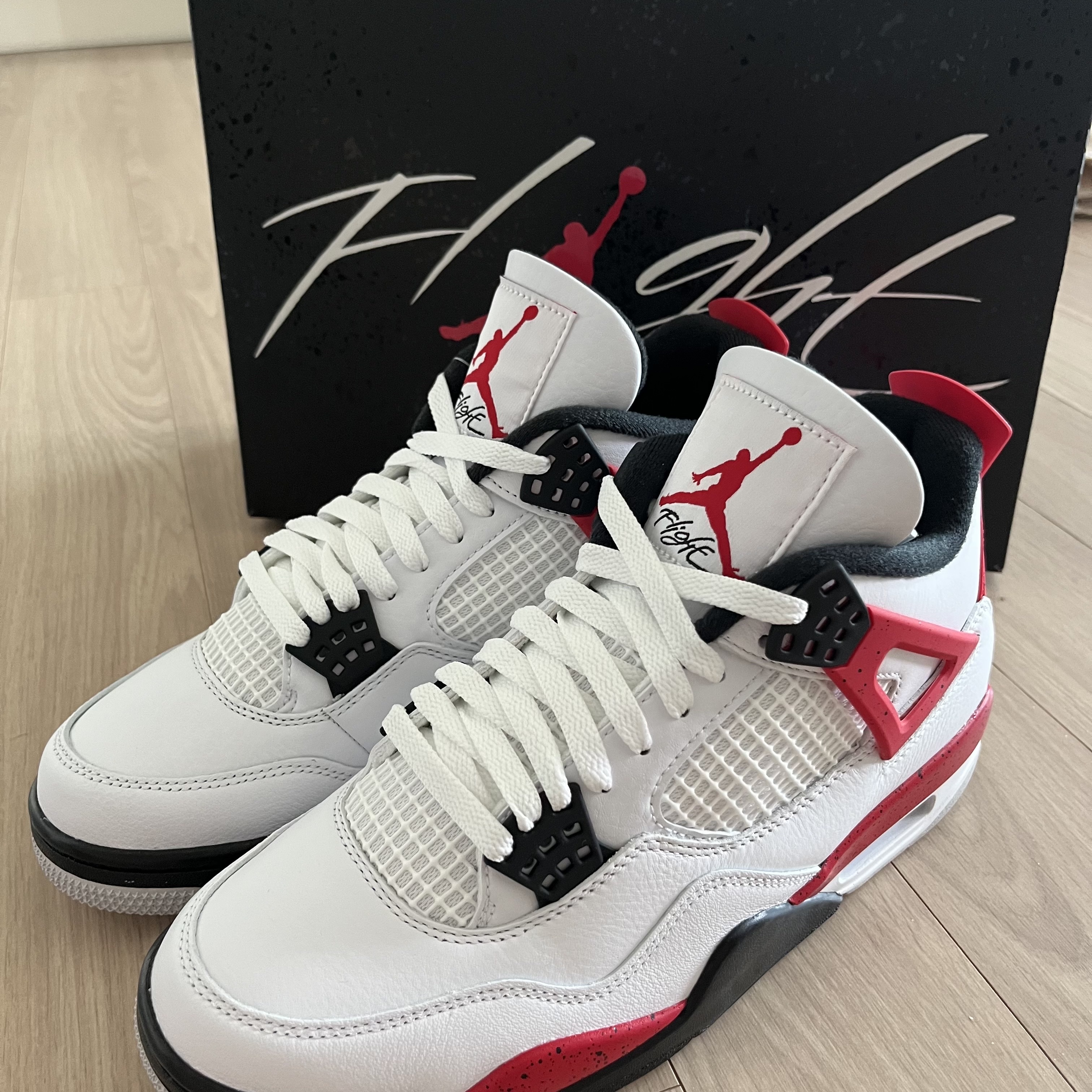 Jordan 4 Retro Red Cement 착용 스타일