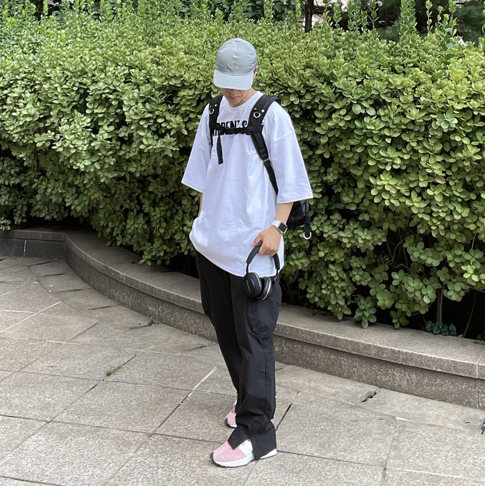 New Balance 327 Pink 착용 스타일 - 2