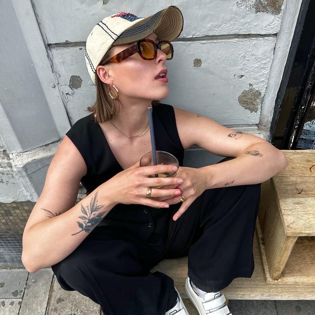 Carne Bollente Bare Mermaids Ball Cap Blue, Palace P 6-Panel Cap Truest Red - 23FW 착용 스타일 - 3