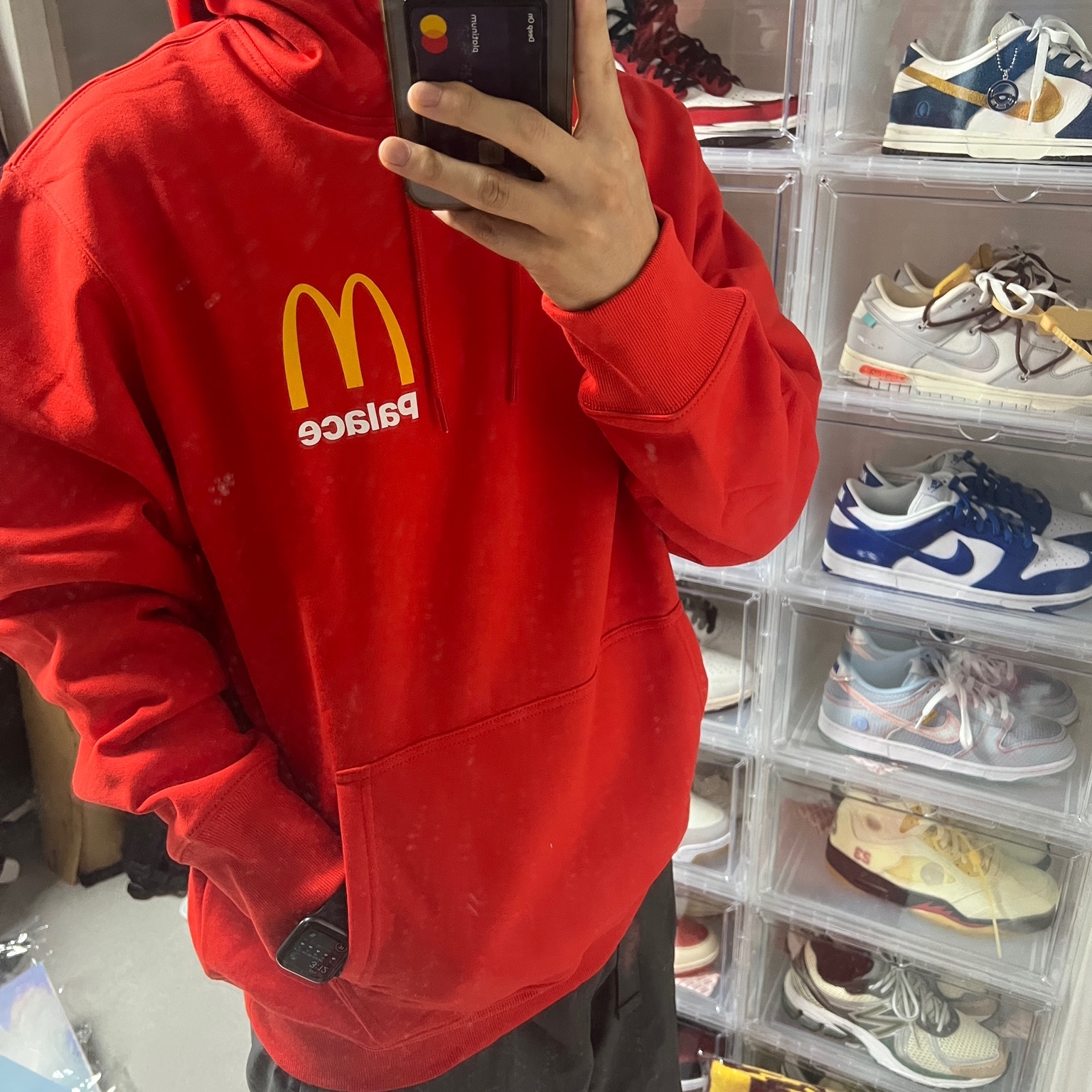 Palace x McDonald's Logo Hood Red - 23FW 착용 스타일 - 1