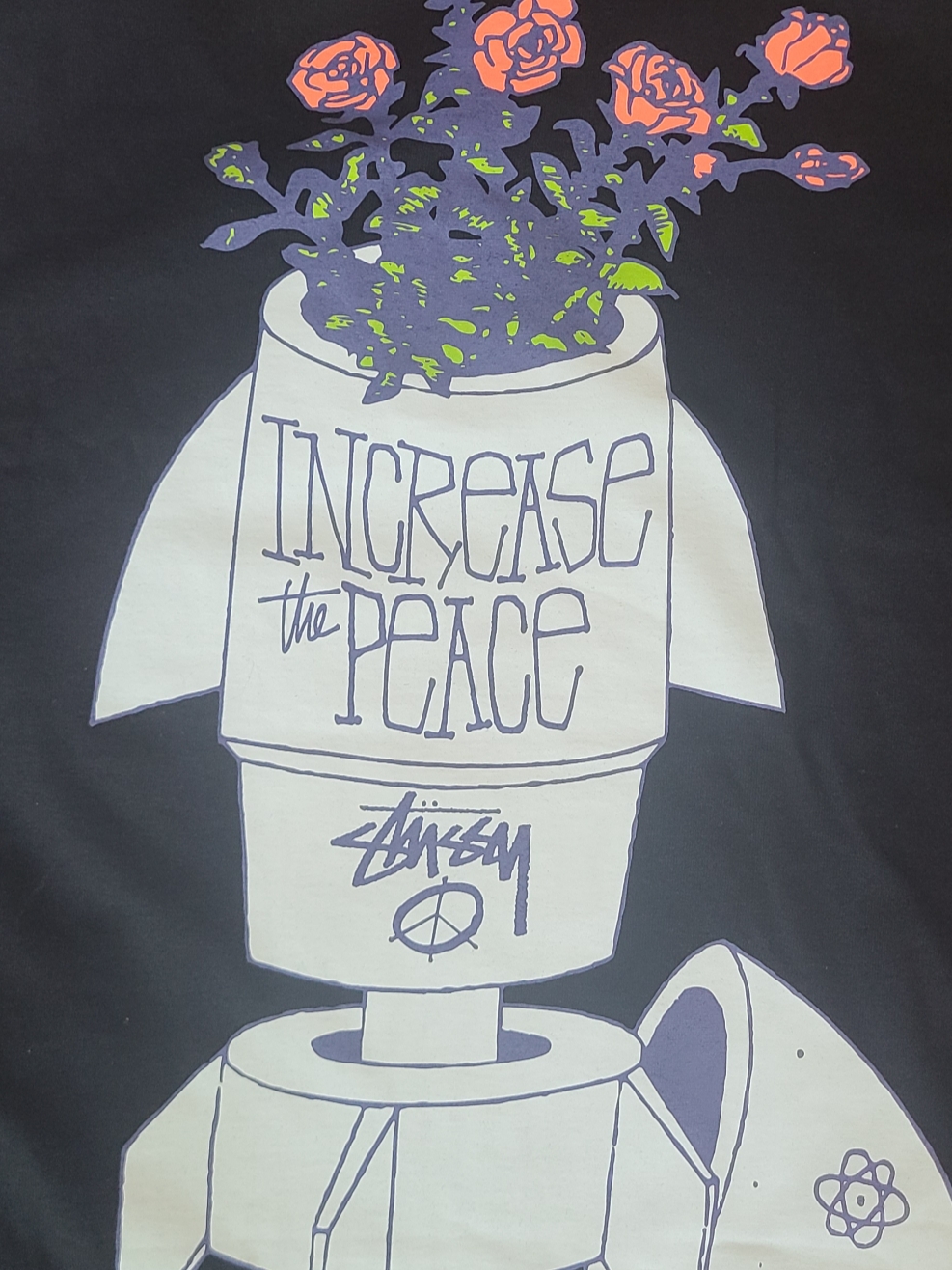 Stussy Flower Bomb T-Shirt Black, Stussy Flower Bomb T-Shirt White 착용 스타일 - 1