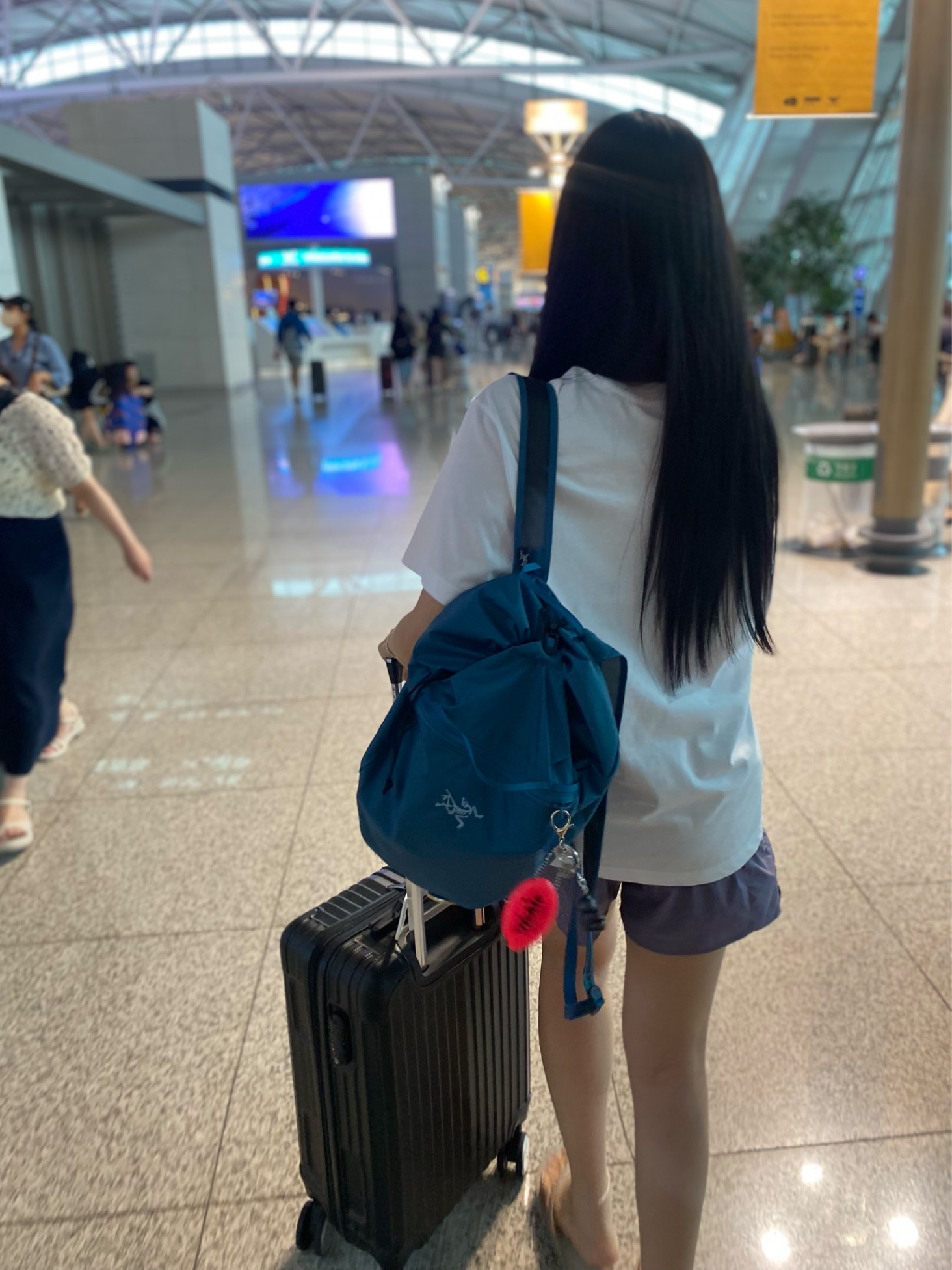 Arc'teryx Heliad 10 Backpack Serene 착용 스타일 - 1