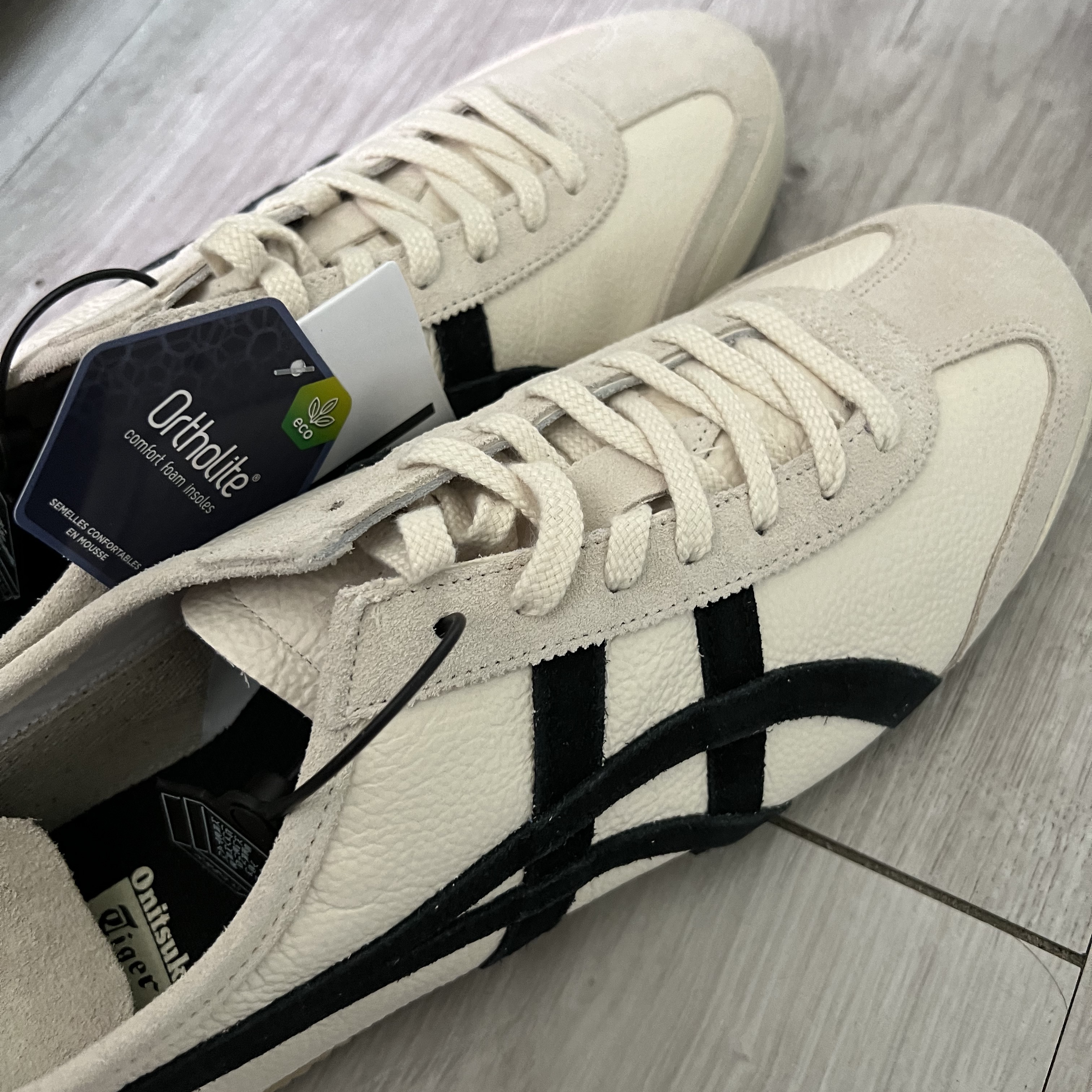 Onitsuka Tiger Mexico 66 Vintage White Black 착용 스타일