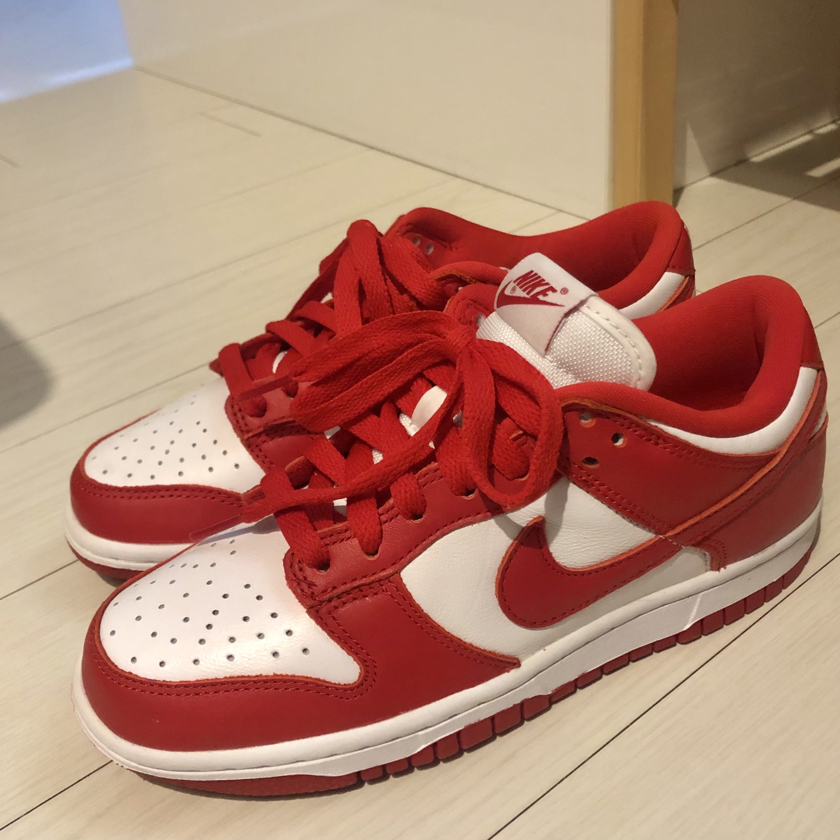 Nike Dunk Low SP White and University Red 2023 착용 스타일