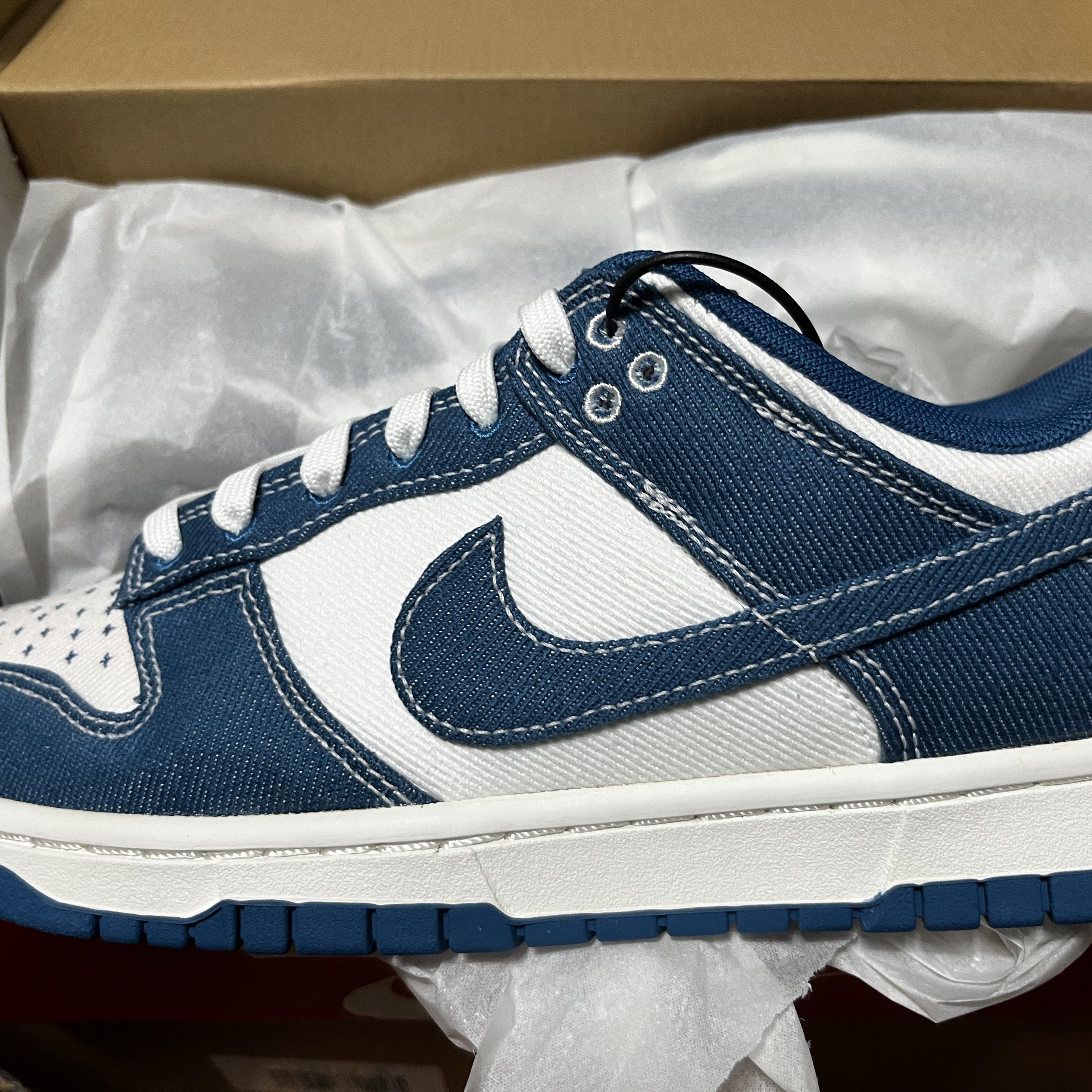 Nike Dunk Low Retro SE Industrial Blue 착용 스타일