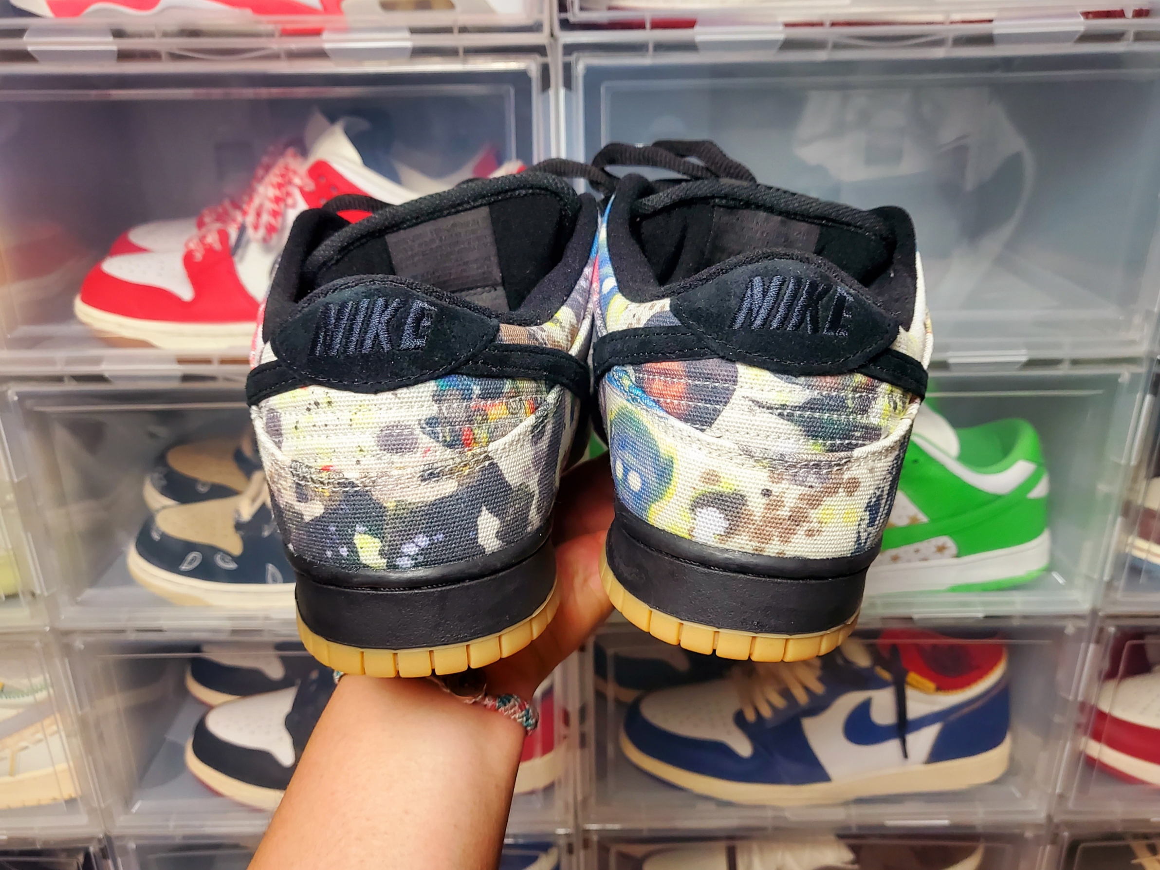 Nike x Supreme SB Dunk Low QS Rammellzee Black, Nike x Supreme SB Dunk Low Mean Green 착용 스타일 - 4