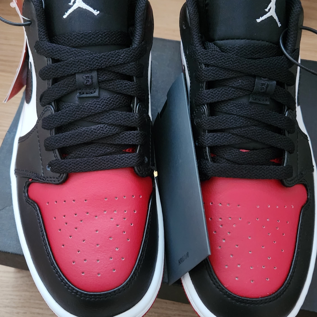 Jordan 1 Low Bred Toe 착용 스타일 - 2