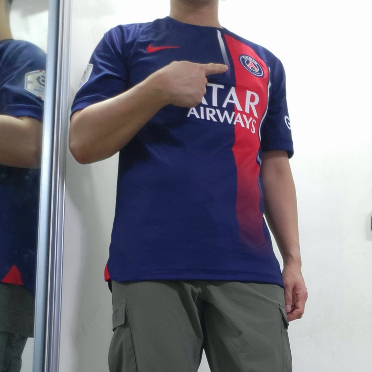 Nike Paris Saint-Germain 2023/24 Dri-Fit Stadium Home Jersey Midnight Navy (Non Marking Ver.) 착용 스타일