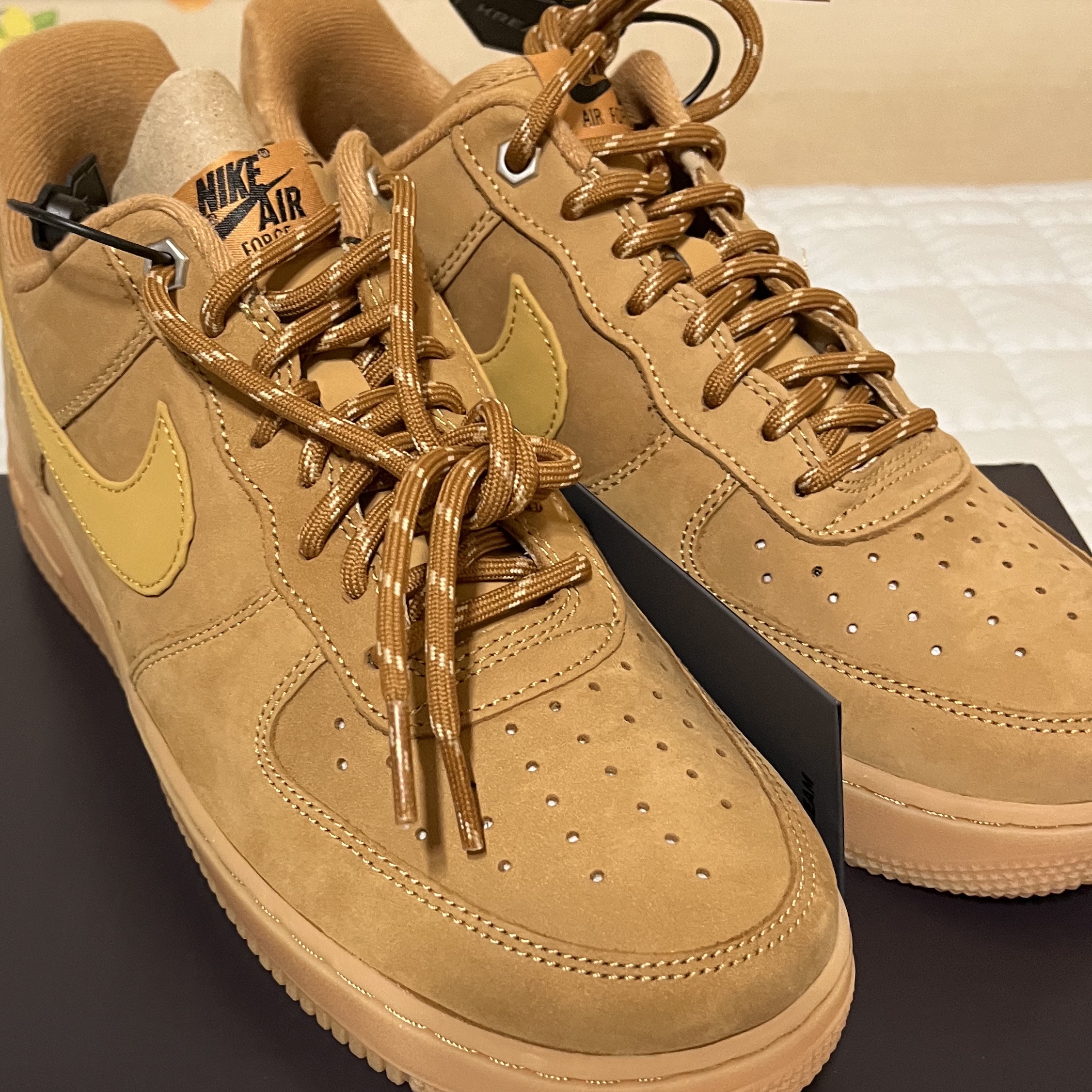 Nike Air Force 1 '07 WB Flax 착용 스타일 - 3