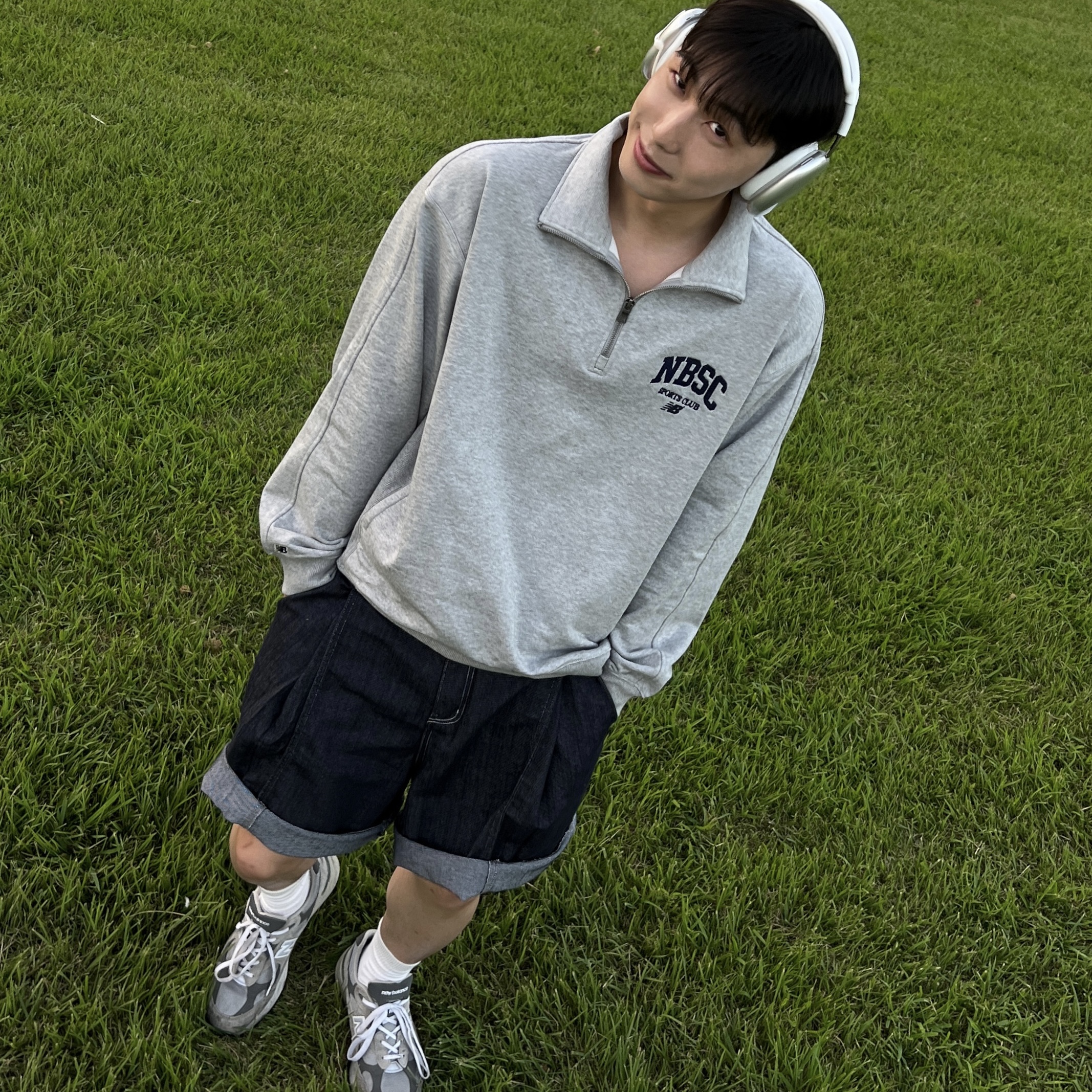 New Balance 992 Made in USA Grey - D Standard, Apple AirPods Max Lightning Silver (Korean Ver.) 착용 스타일 - 1