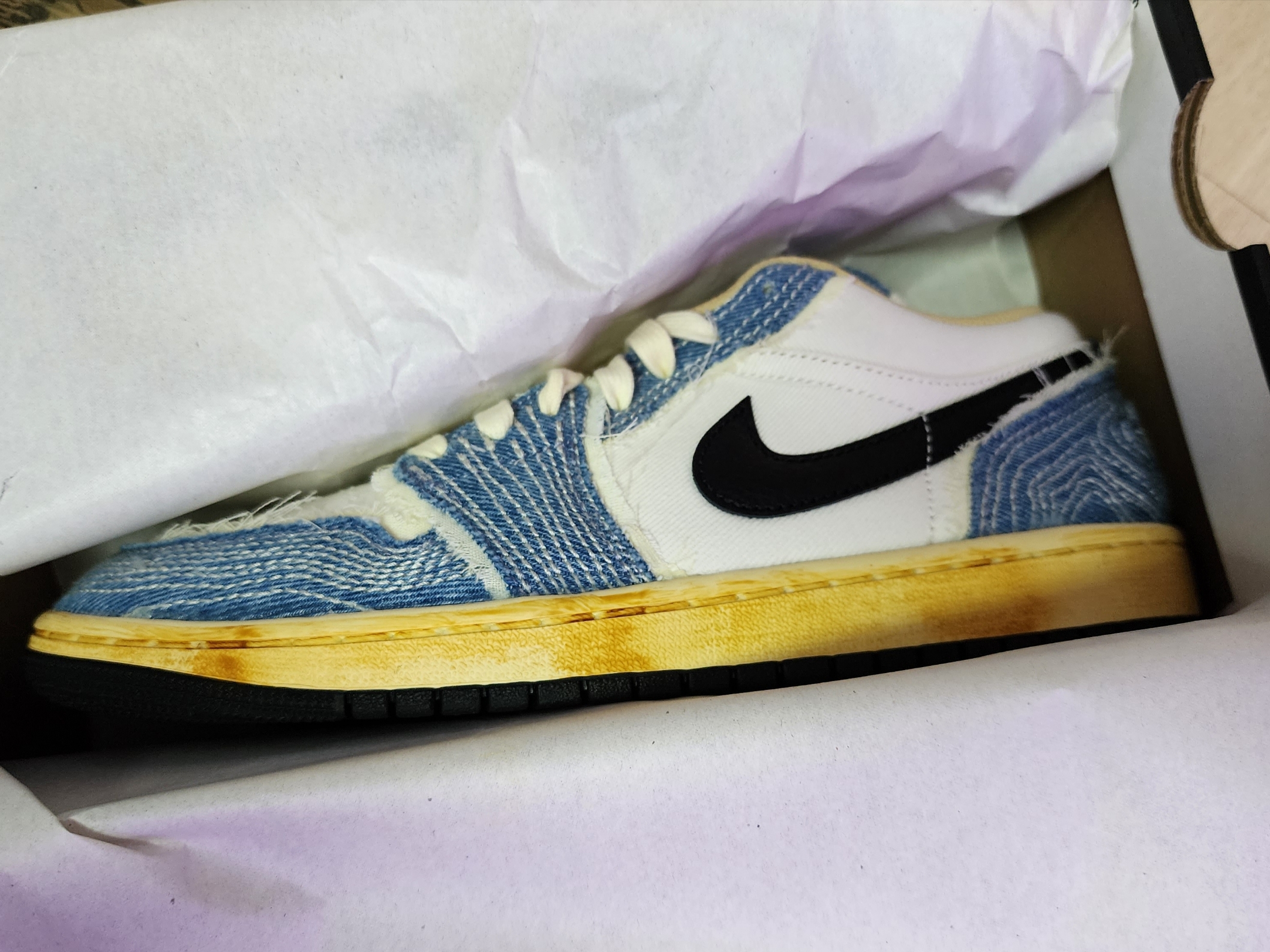 Jordan 1 Low World Make Japan 착용 스타일 - 2