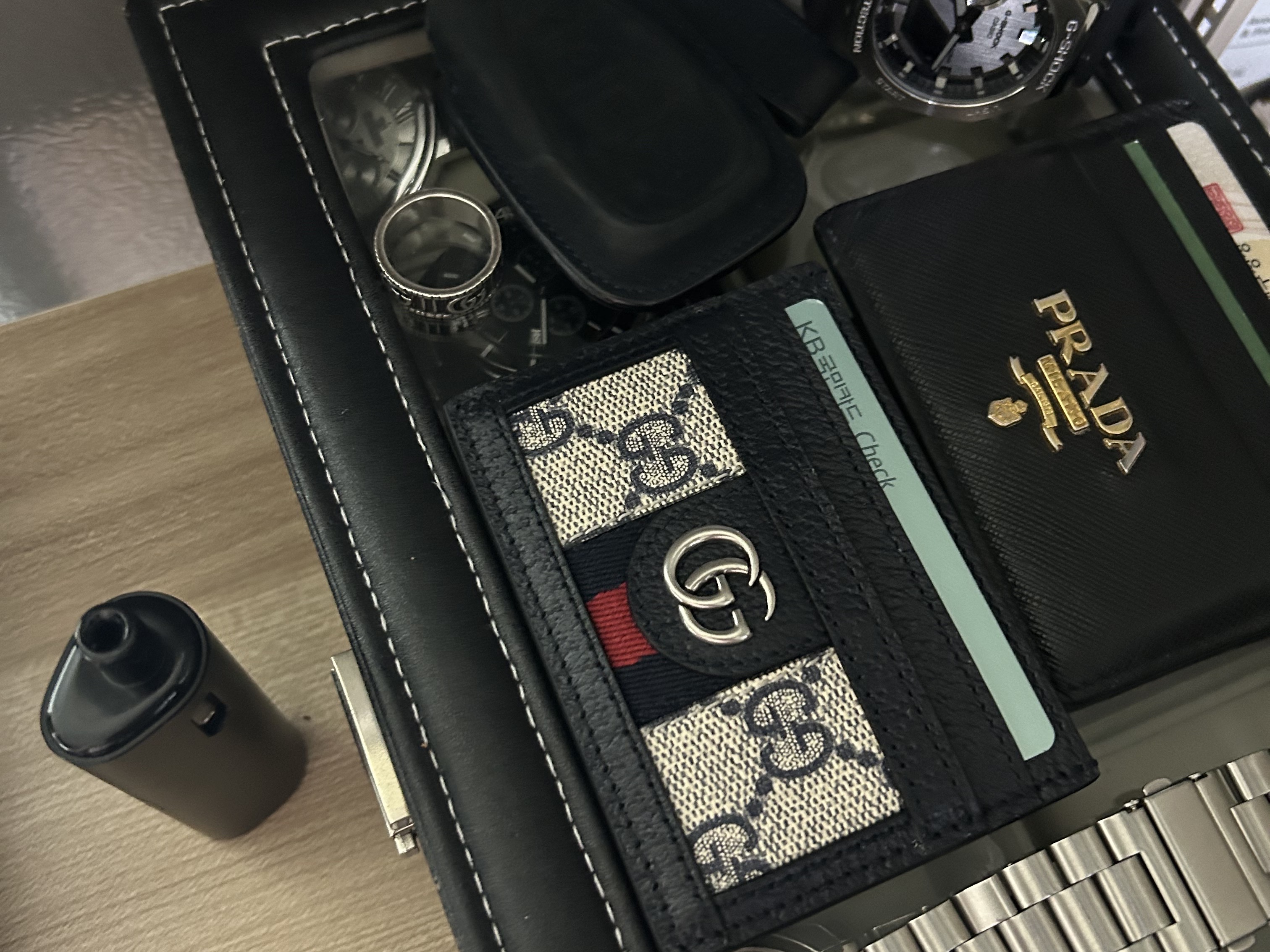 Gucci Ophidia GG Card Case Beige Blue 착용 스타일 - 1