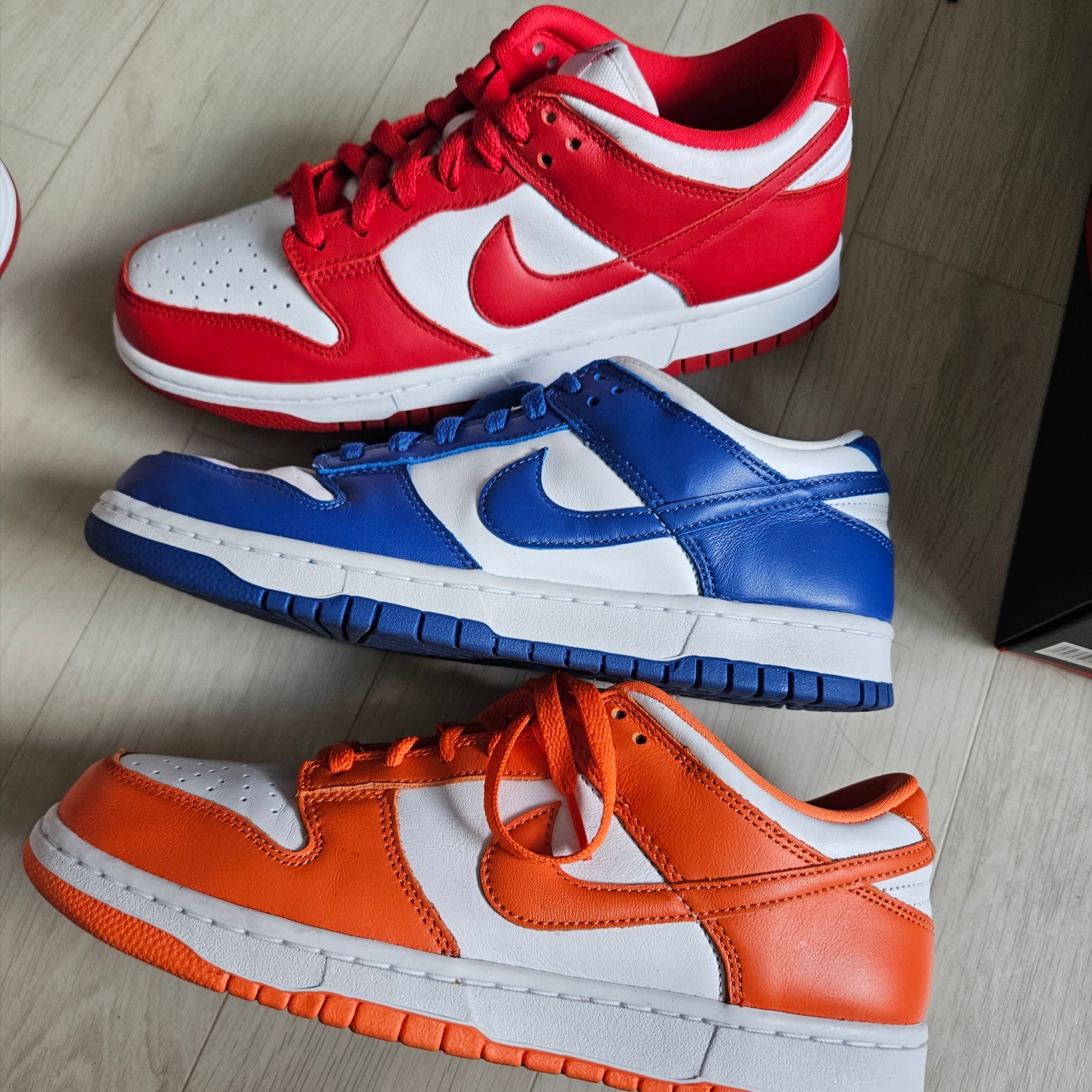 Nike Dunk Low SP White and University Red 2023, Nike Dunk Low SP Kentucky 2022 착용 스타일 - 1