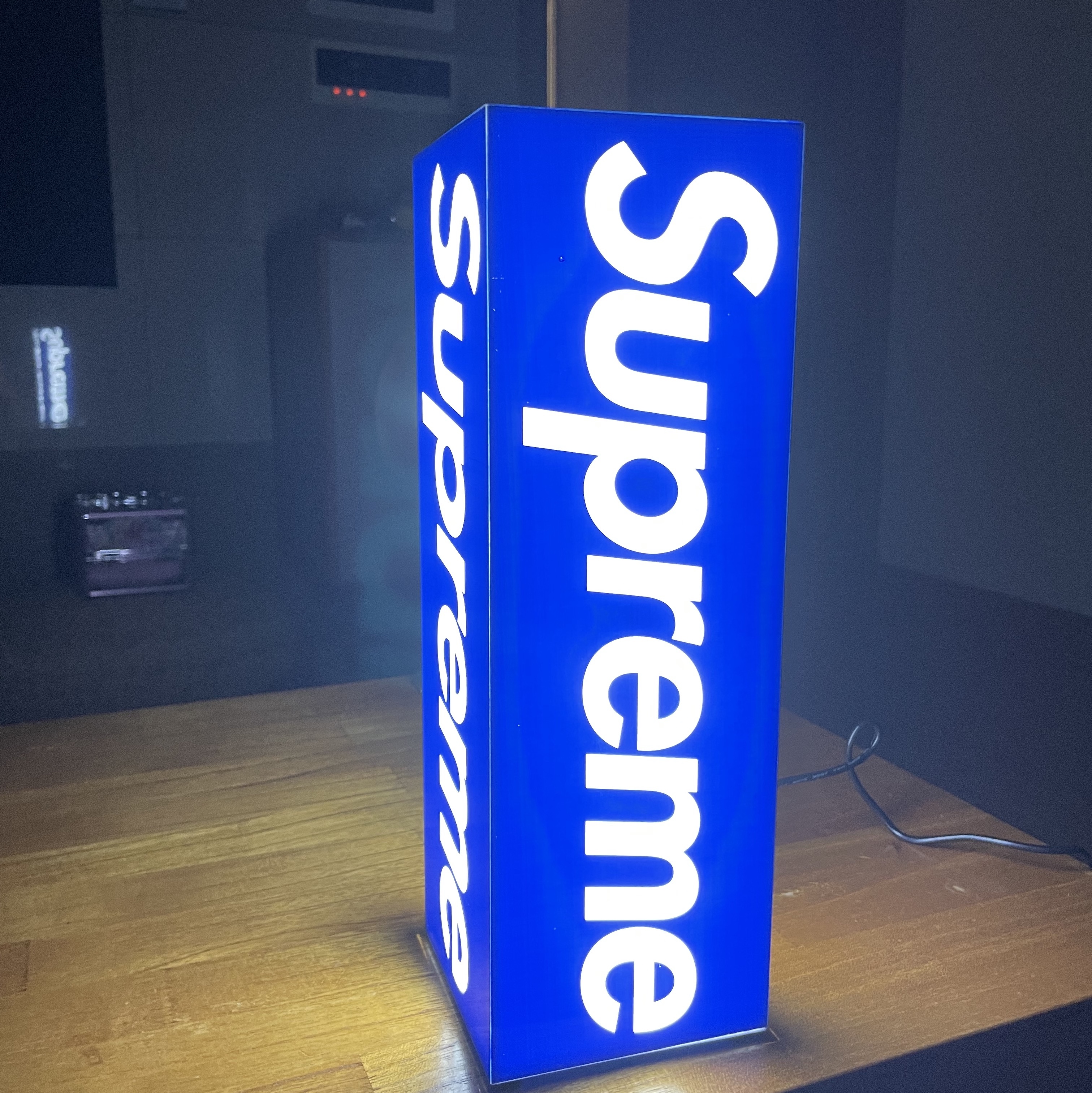 Lamp Lamps Supreme Shiny Box Logo 楽天市場】23FW Supreme Box Logo