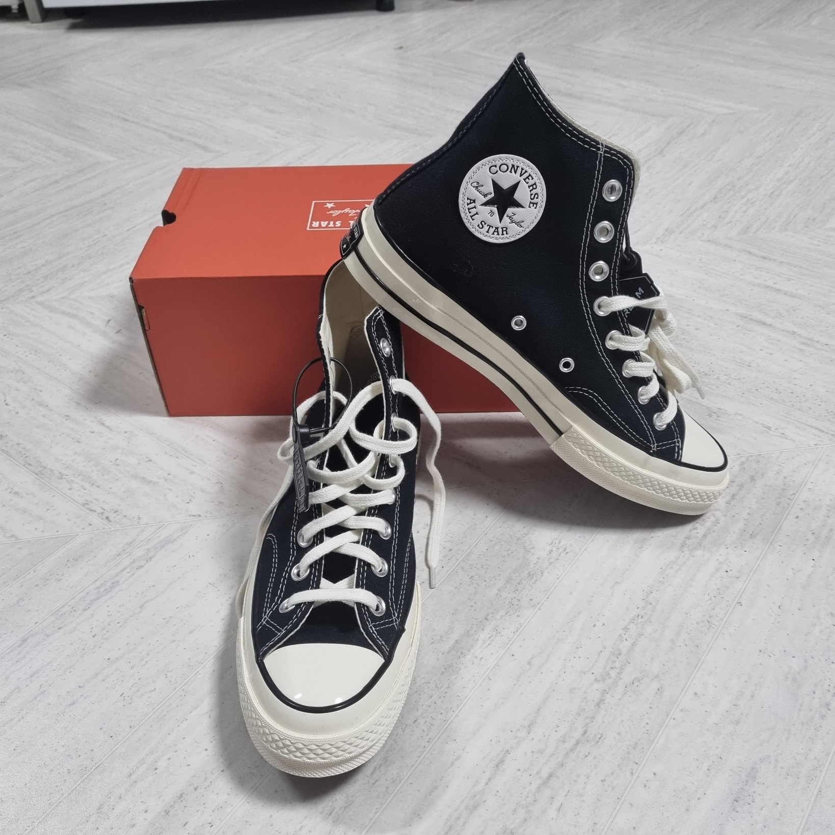 Converse Chuck 70 Hi Black 착용 스타일